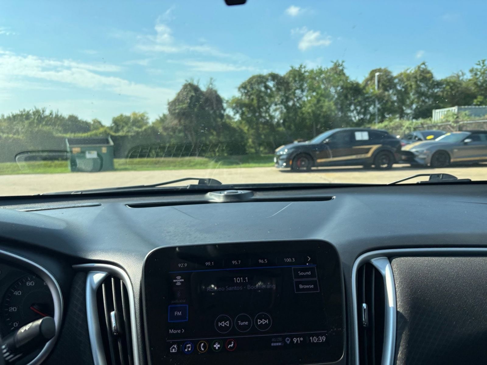 Thumbnail: 2023 Chevrolet Malibu - 18