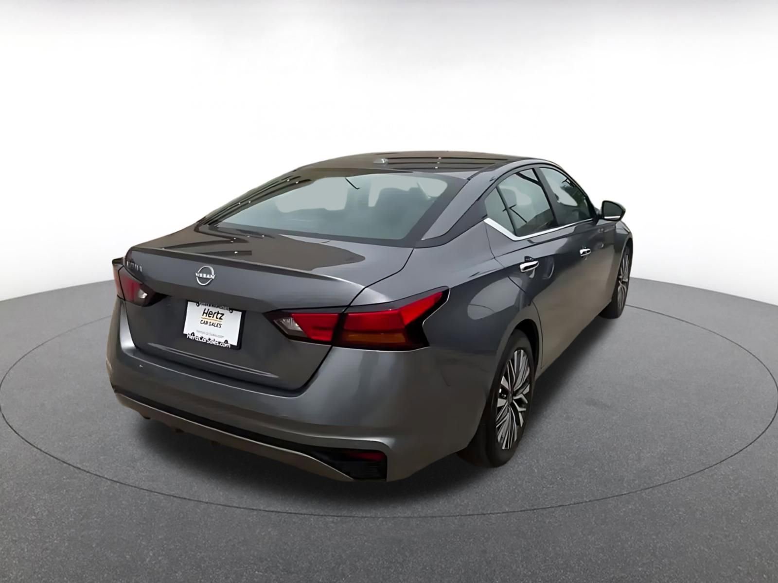 Thumbnail: 2025 Nissan Altima - 14
