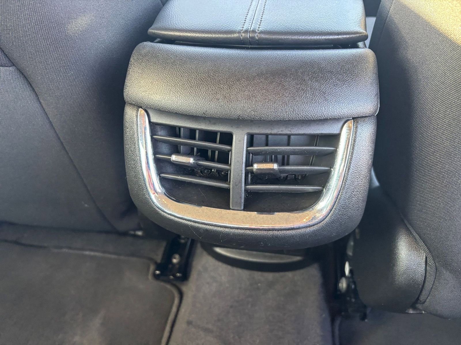 Thumbnail: 2023 Chevrolet Malibu - 24