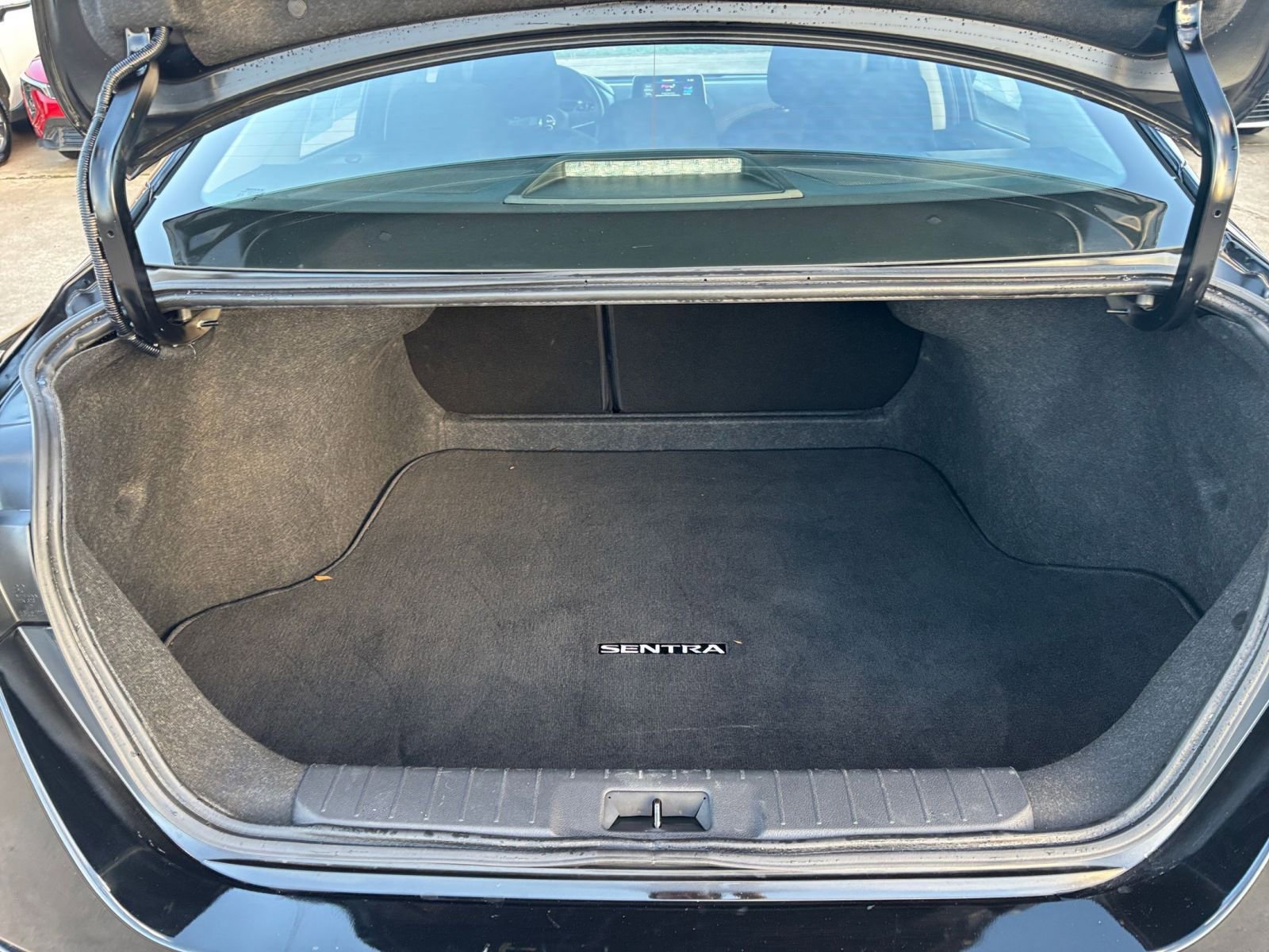 Thumbnail: 2025 Nissan Sentra - 29