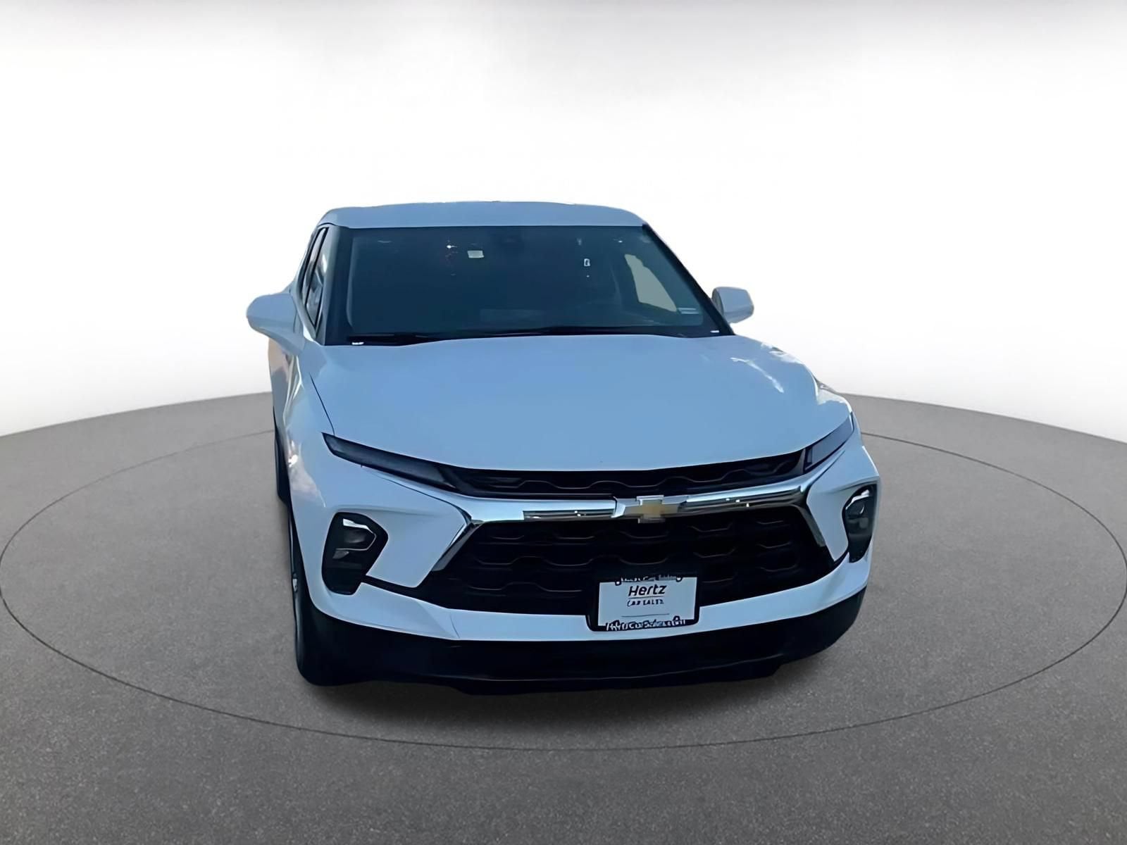 Thumbnail: 2026 Chevrolet Blazer - 4