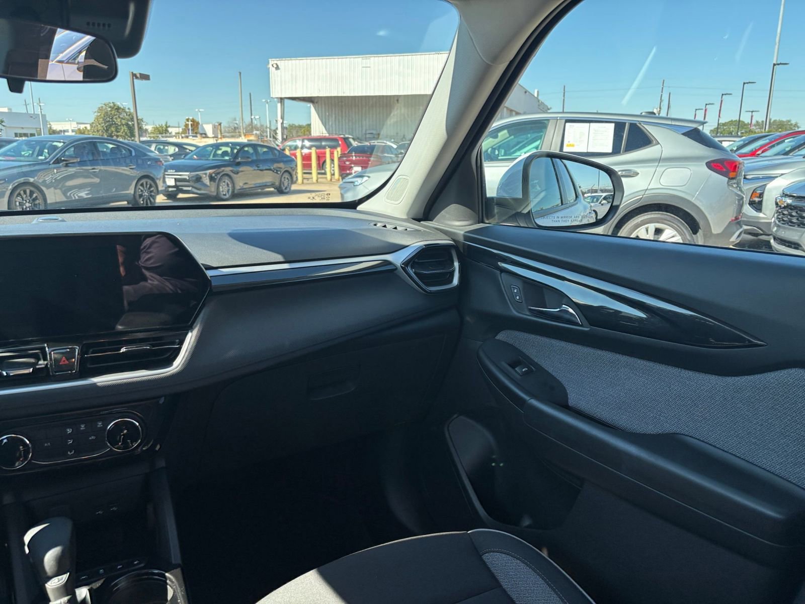 Thumbnail: 2025 Chevrolet TrailBlazer - 33