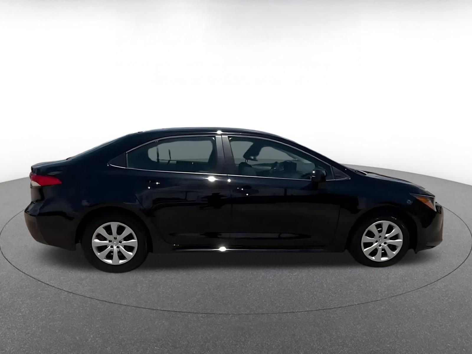 Thumbnail: 2025 Toyota Corolla - 15