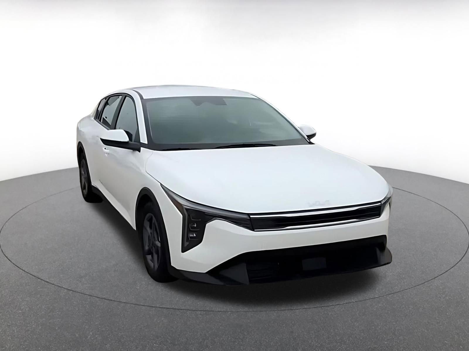 Thumbnail: 2025 Kia K4 - 3