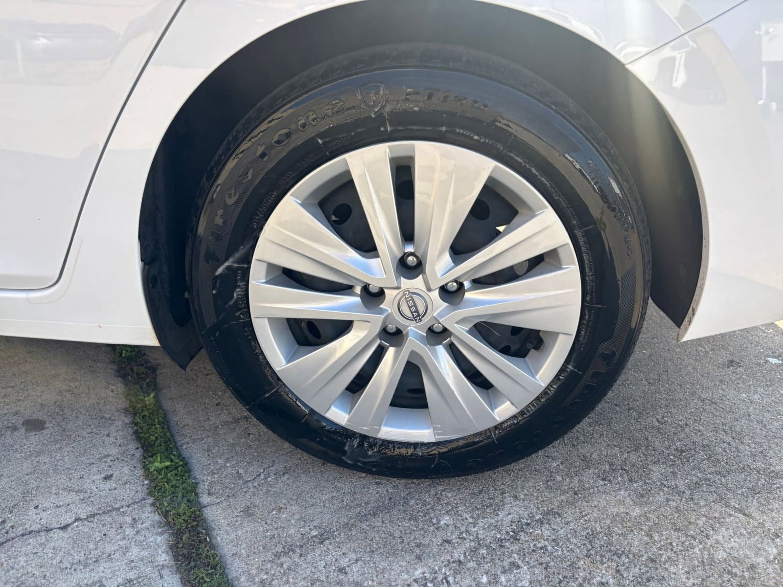 Thumbnail: 2025 Nissan Sentra - 27