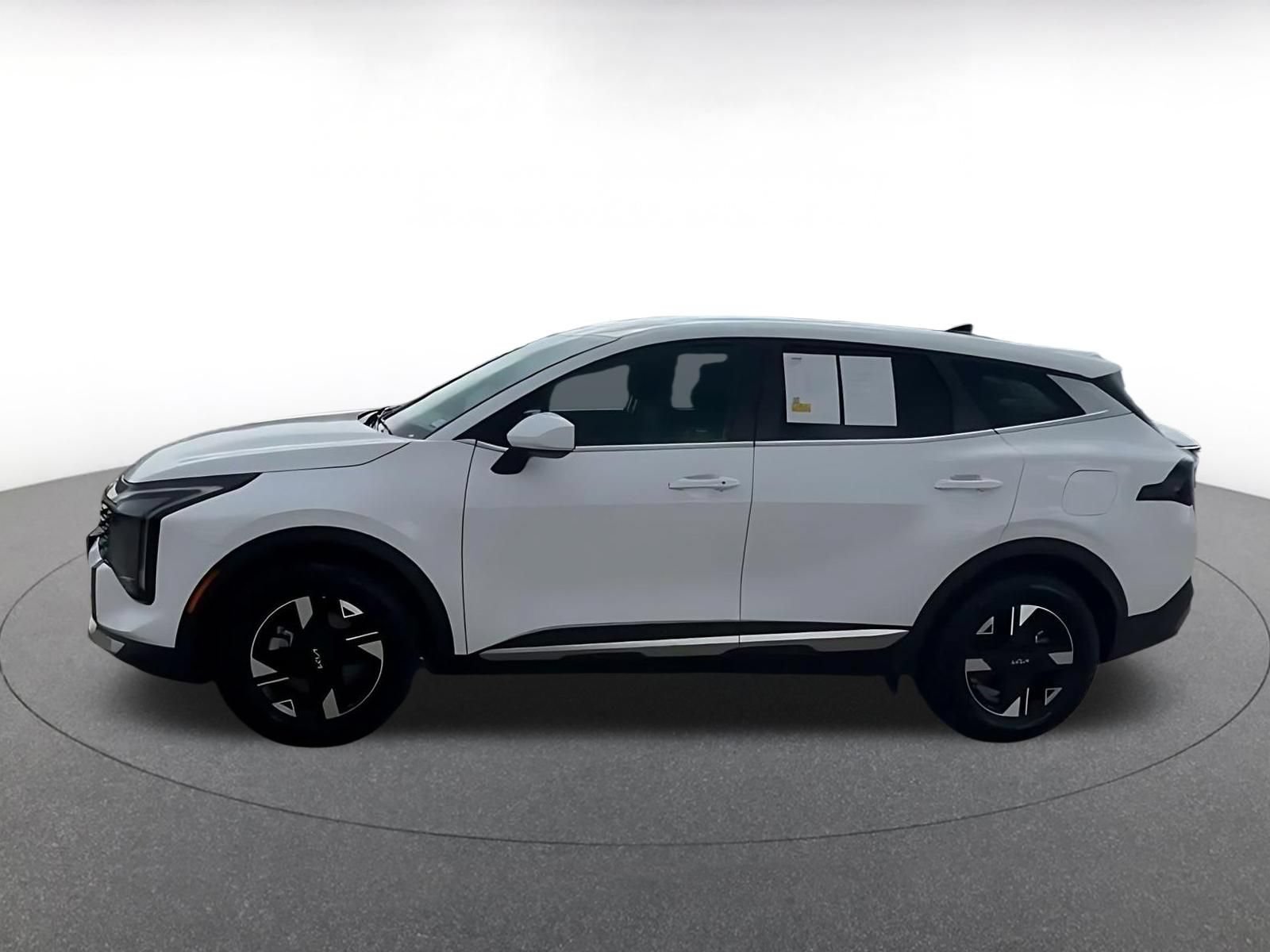 Thumbnail: 2026 Kia Sportage - 9