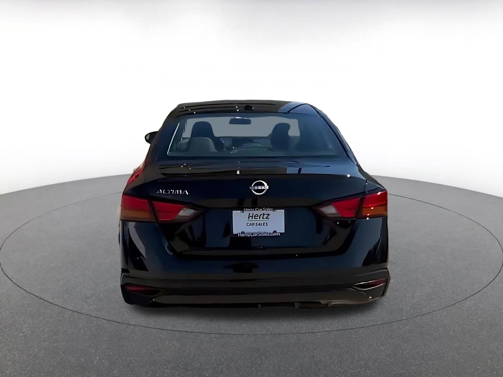 Thumbnail: 2025 Nissan Altima - 11