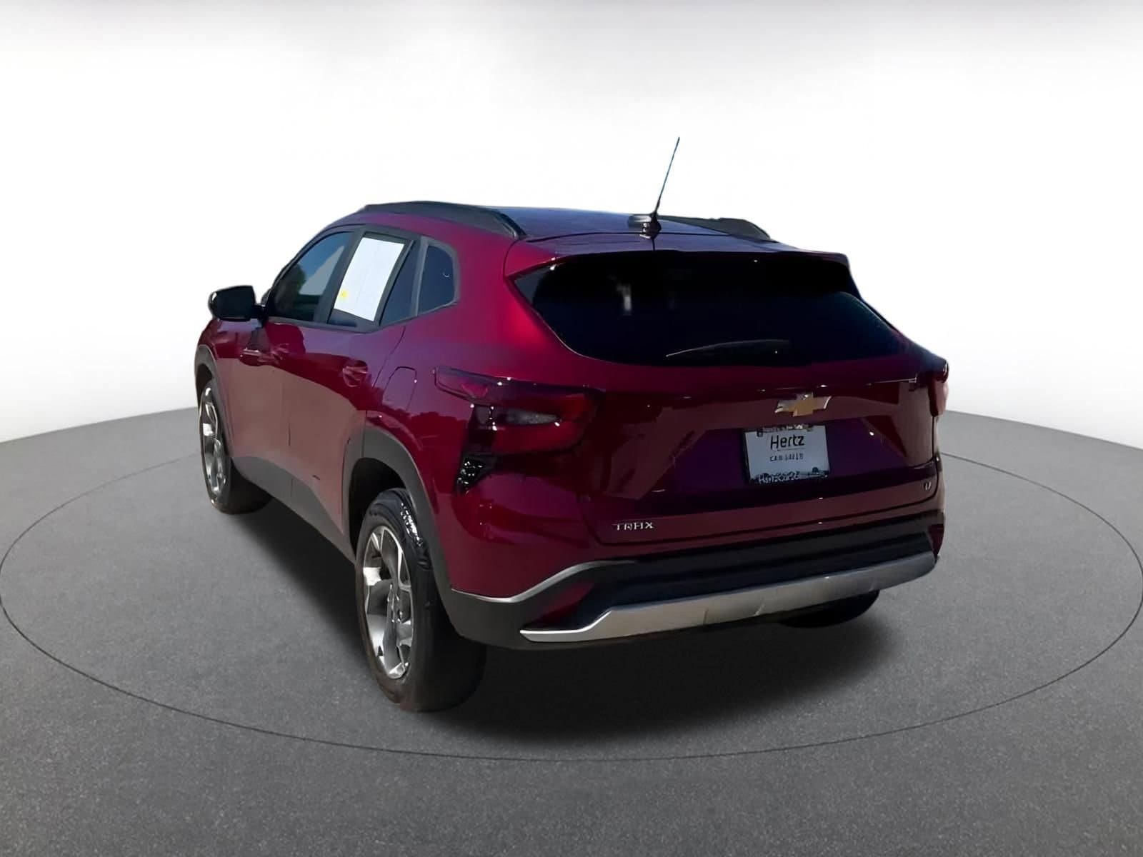 Thumbnail: 2025 Chevrolet Trax - 9