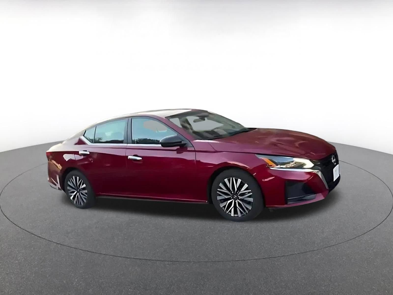 Thumbnail: 2025 Nissan Altima - 2