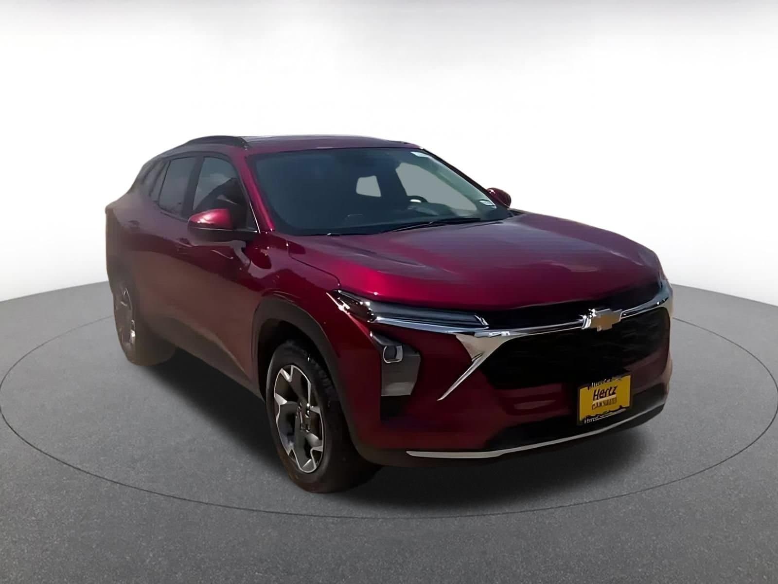 Thumbnail: 2025 Chevrolet Trax - 8