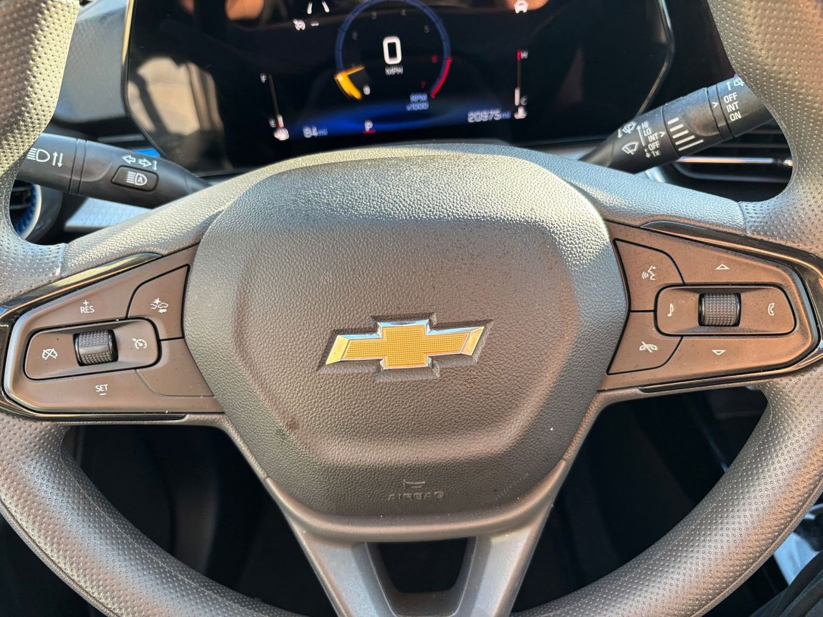 Thumbnail: 2025 Chevrolet Trax - 25