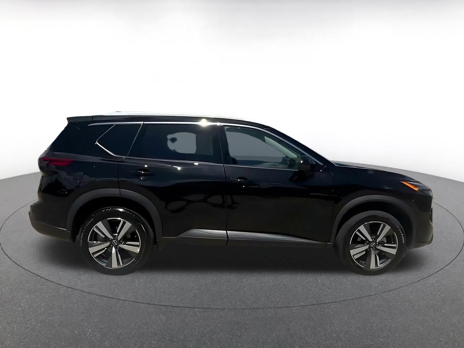 Thumbnail: 2026 Nissan Rogue - 13