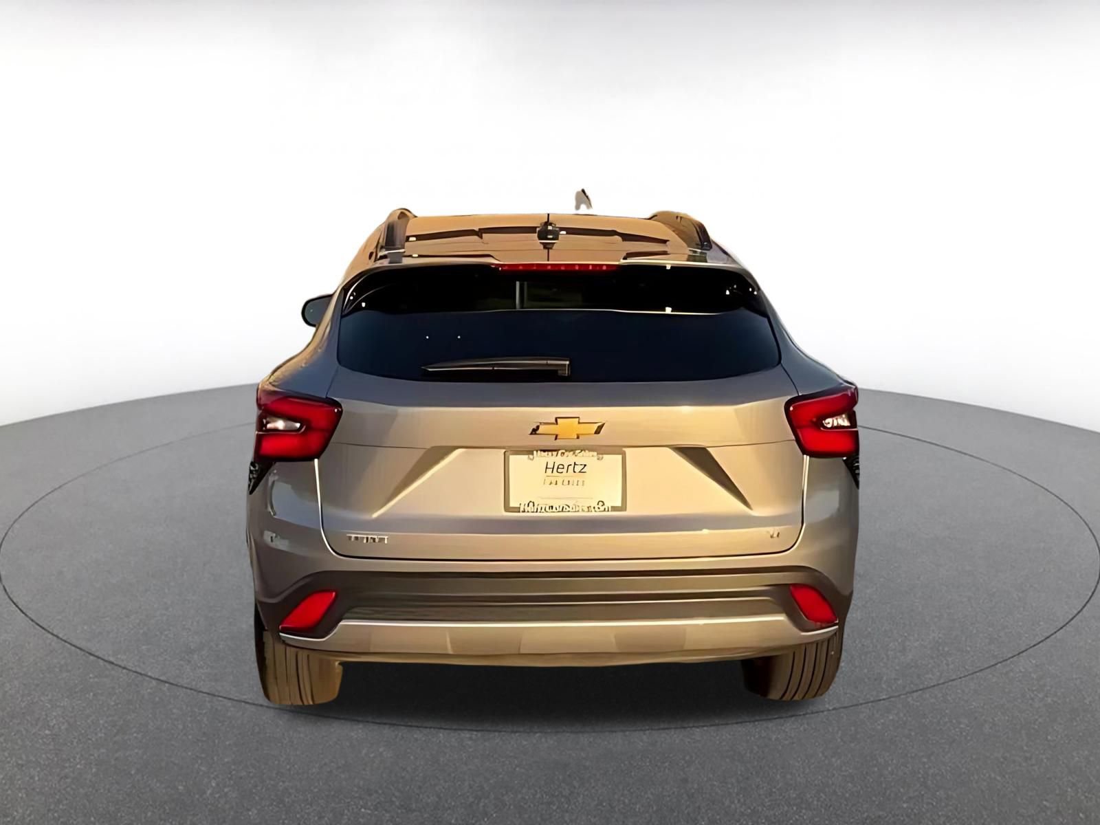 Thumbnail: 2025 Chevrolet Trax - 10