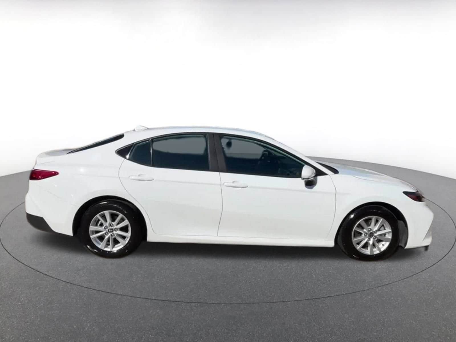 Thumbnail: 2025 Toyota Camry - 15