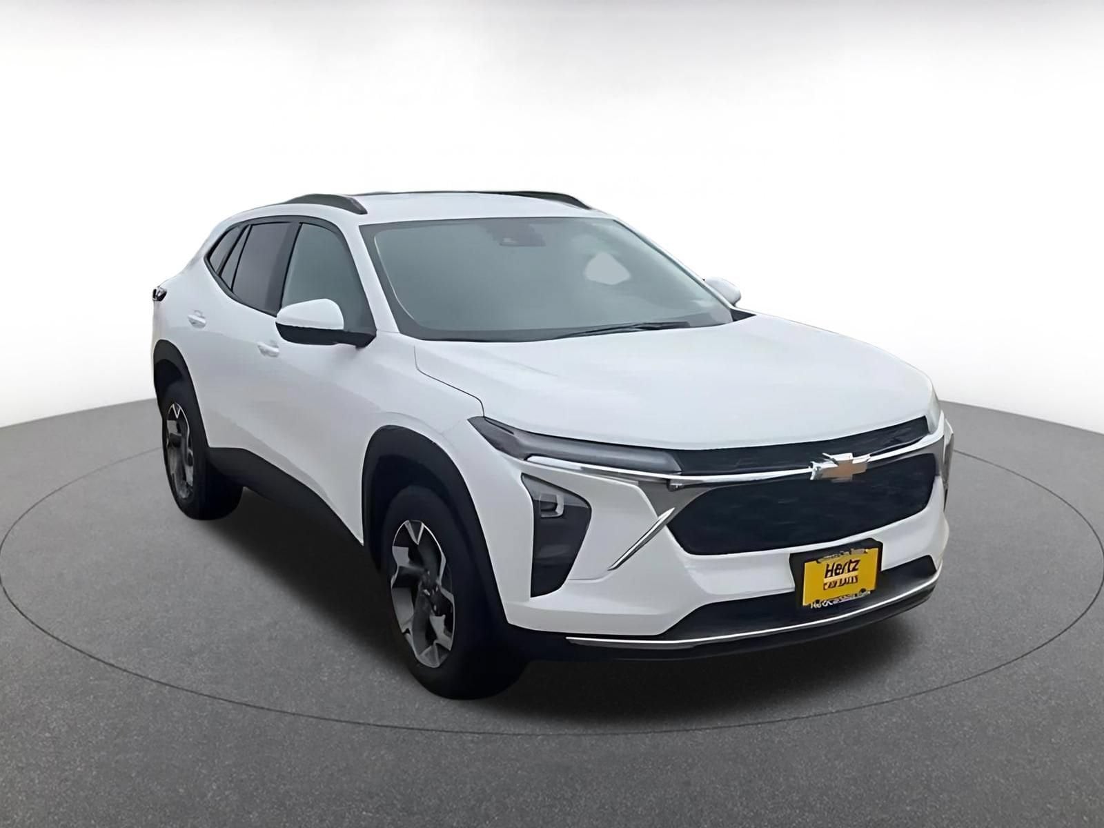 Thumbnail: 2025 Chevrolet Trax - 3