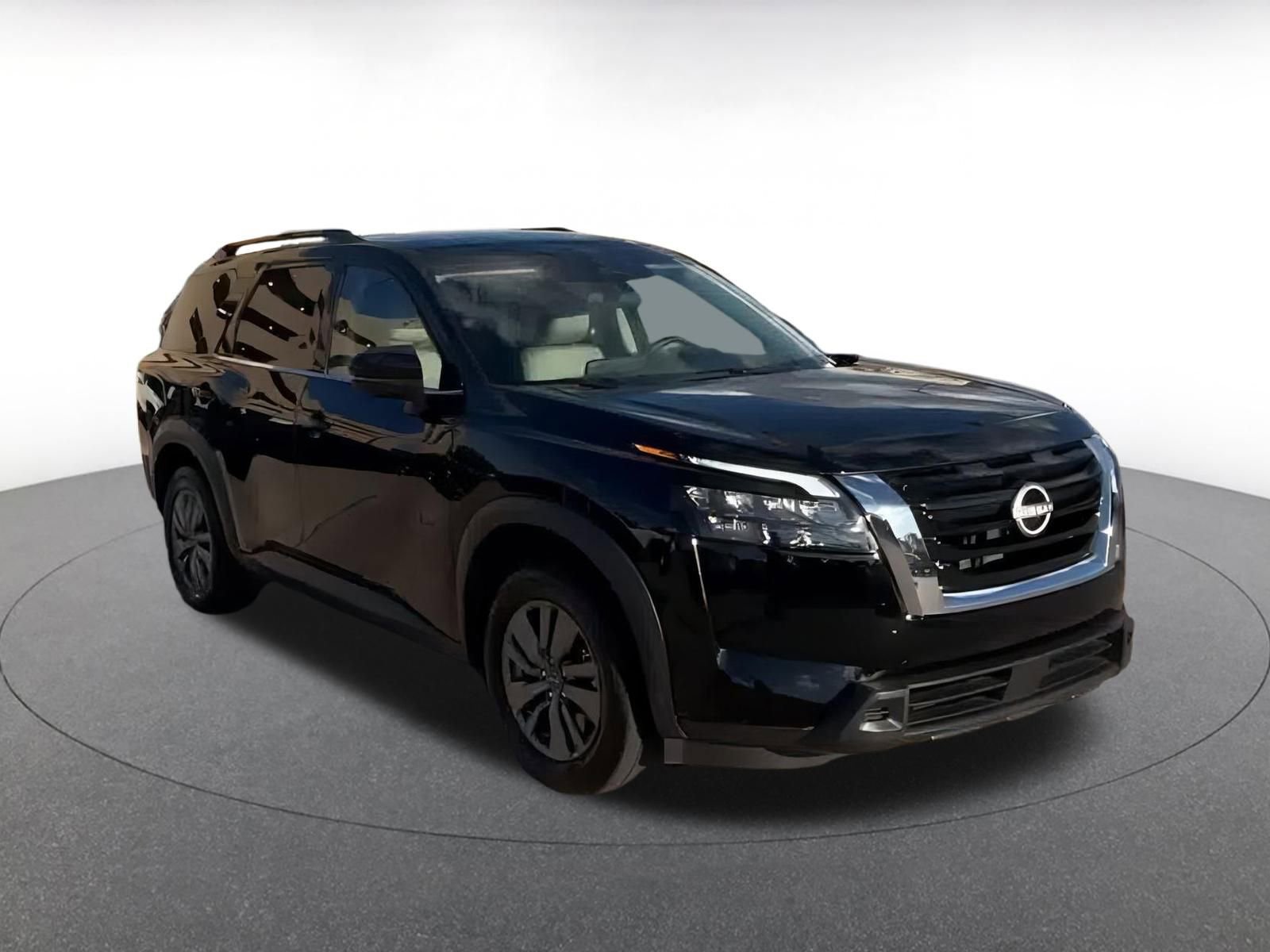 Thumbnail: 2025 Nissan Pathfinder - 3