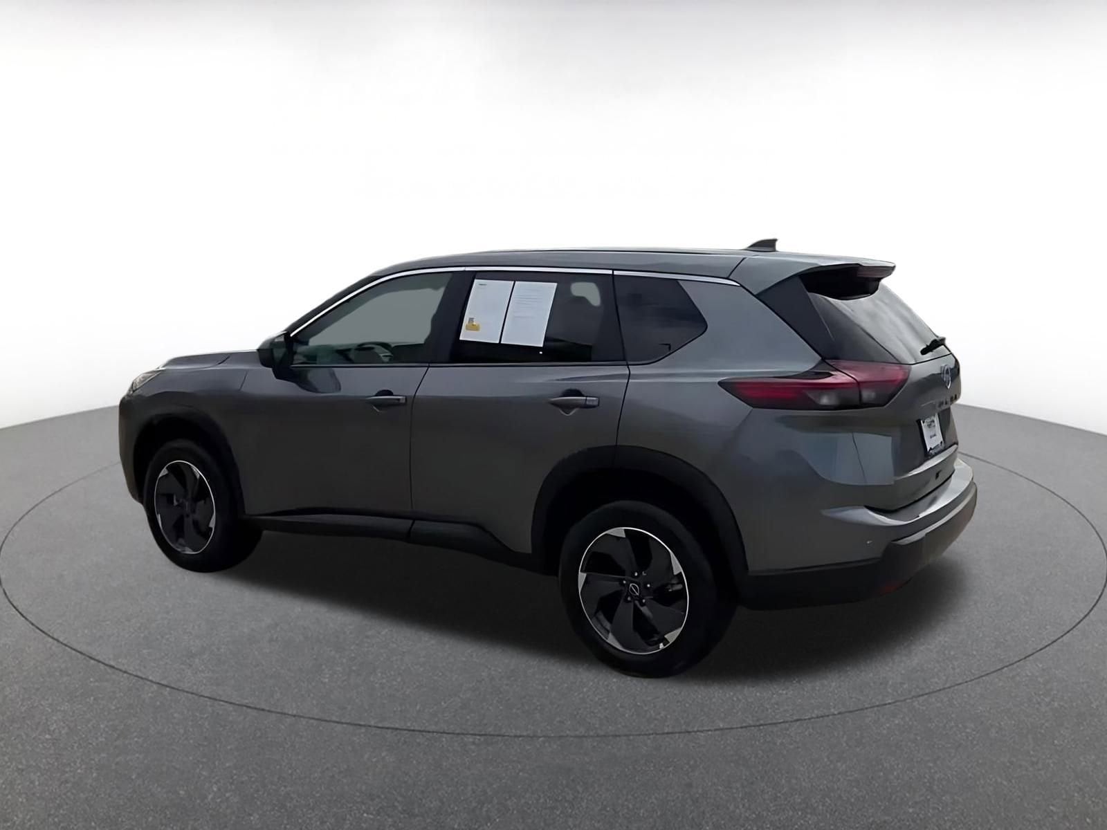Thumbnail: 2025 Nissan Rogue - 10
