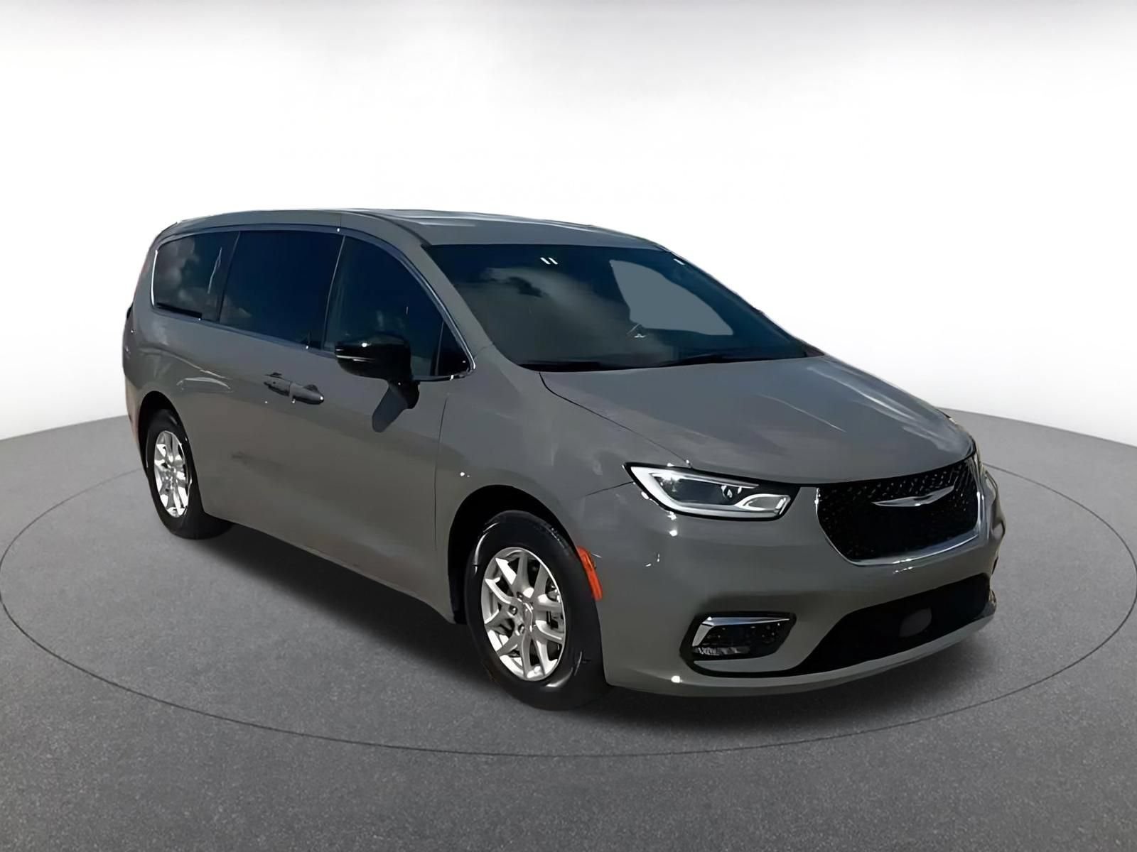 Thumbnail: 2025 Chrysler Pacifica - 2
