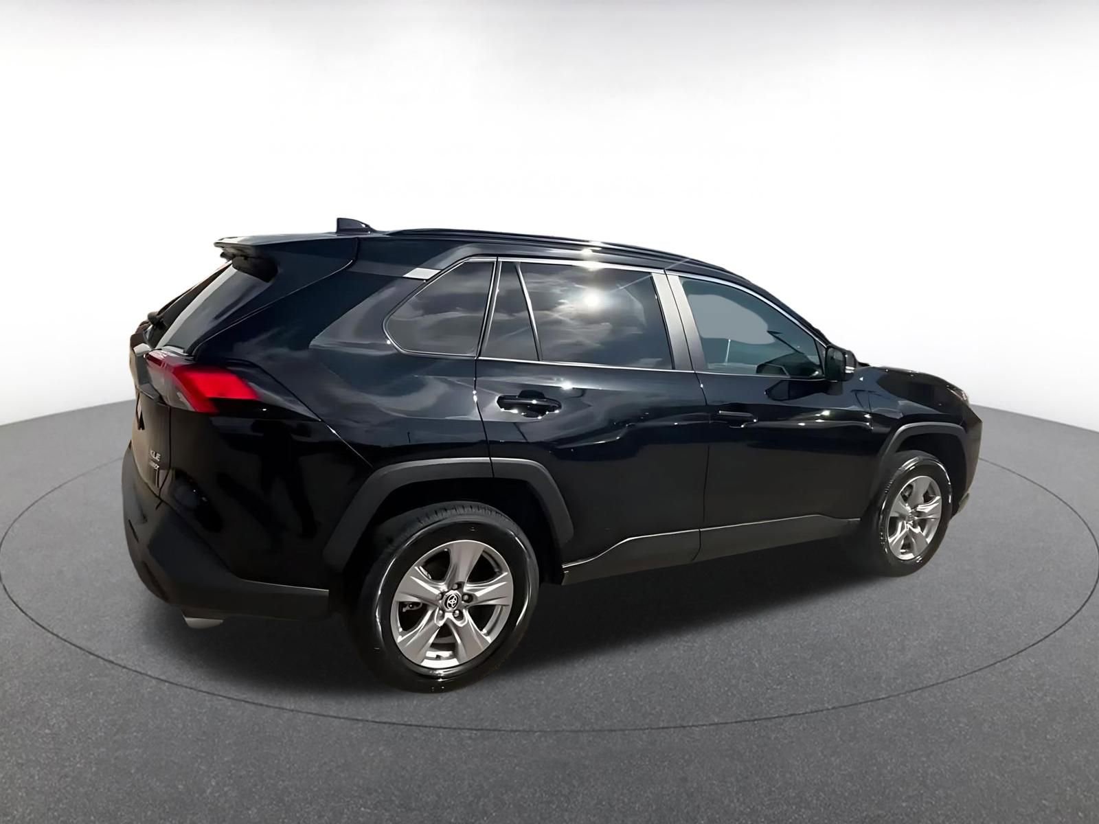 Thumbnail: 2025 Toyota RAV4 - 14