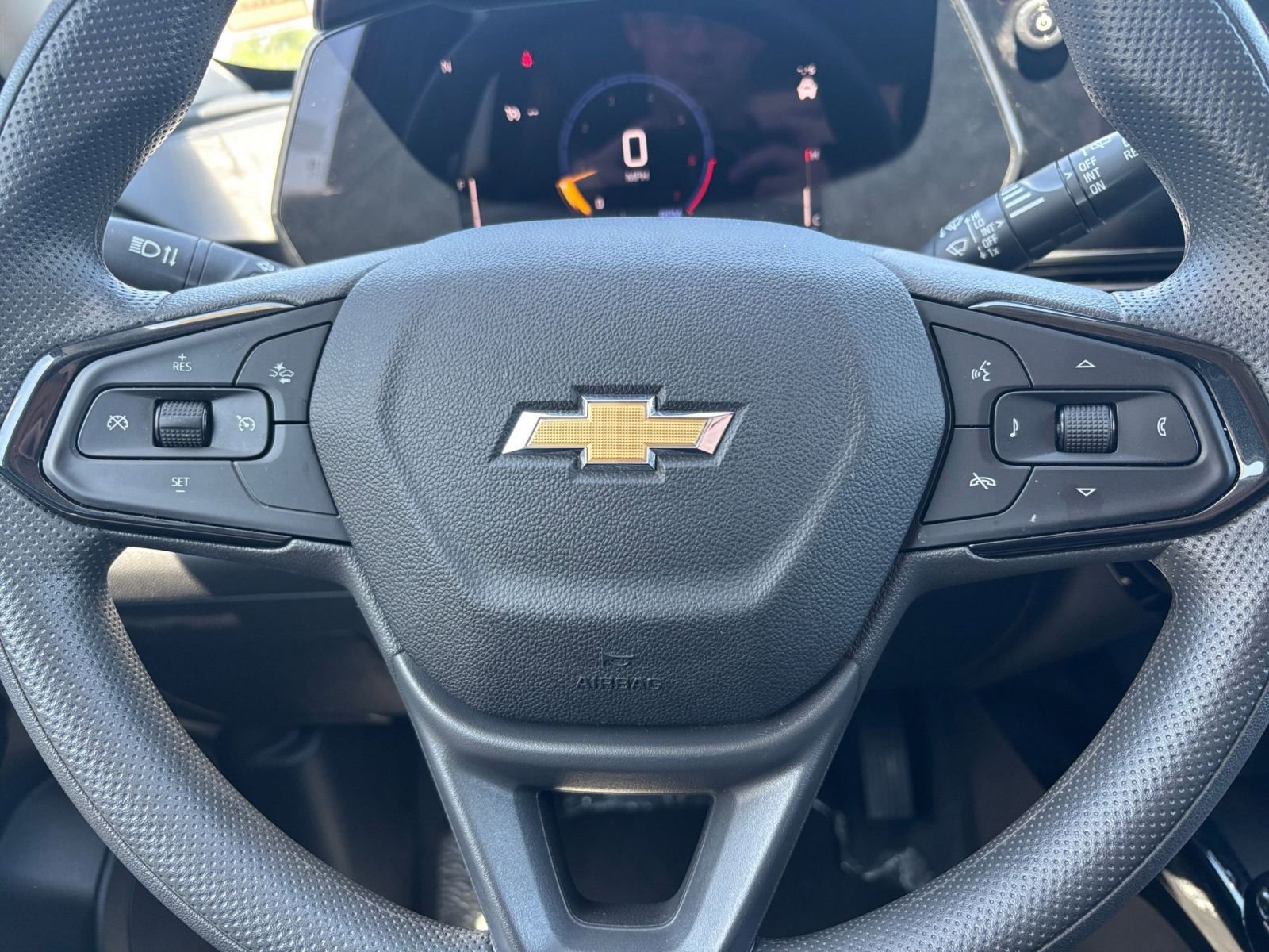 Thumbnail: 2025 Chevrolet Trax - 27