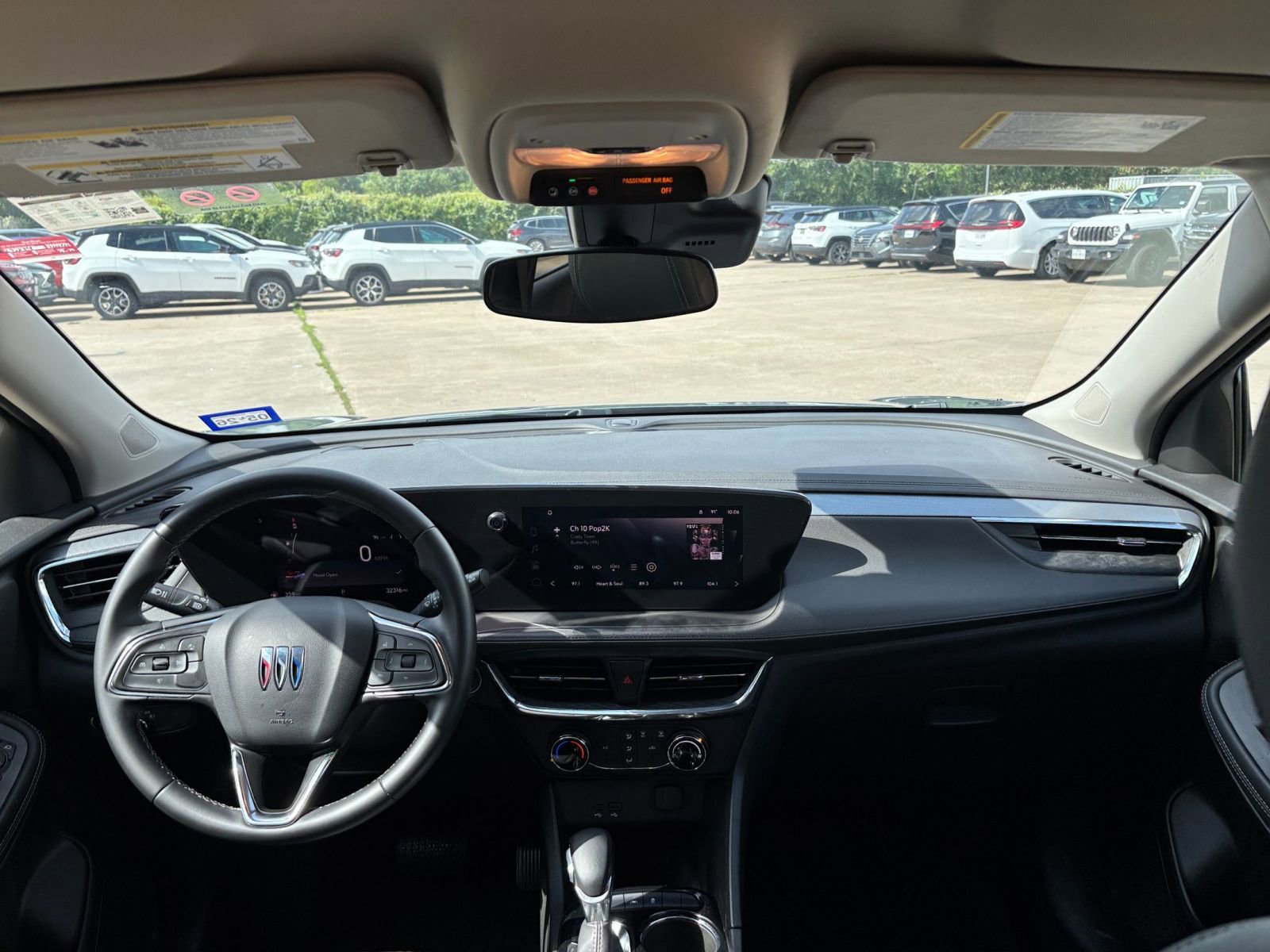Thumbnail: 2025 Buick Encore GX - 32