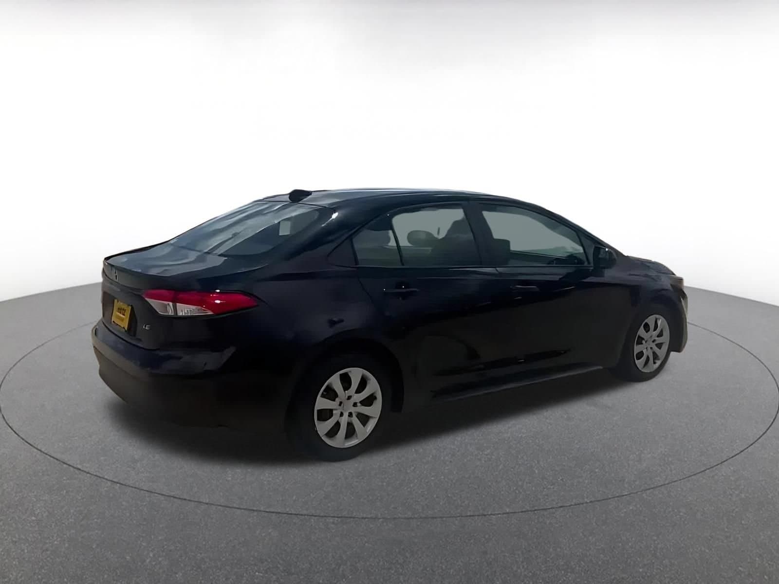 Thumbnail: 2025 Toyota Corolla - 12