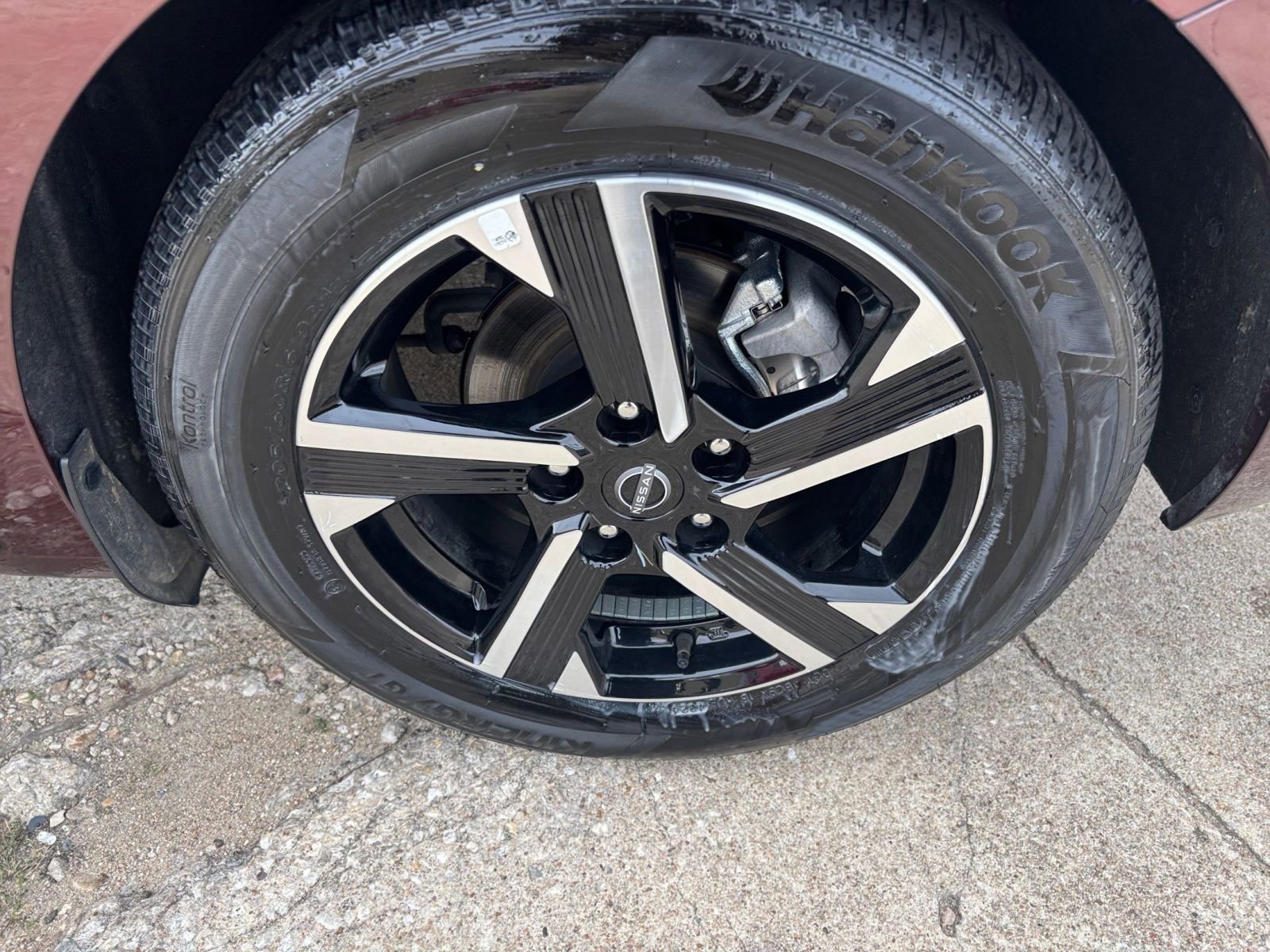 Thumbnail: 2025 Nissan Sentra - 28