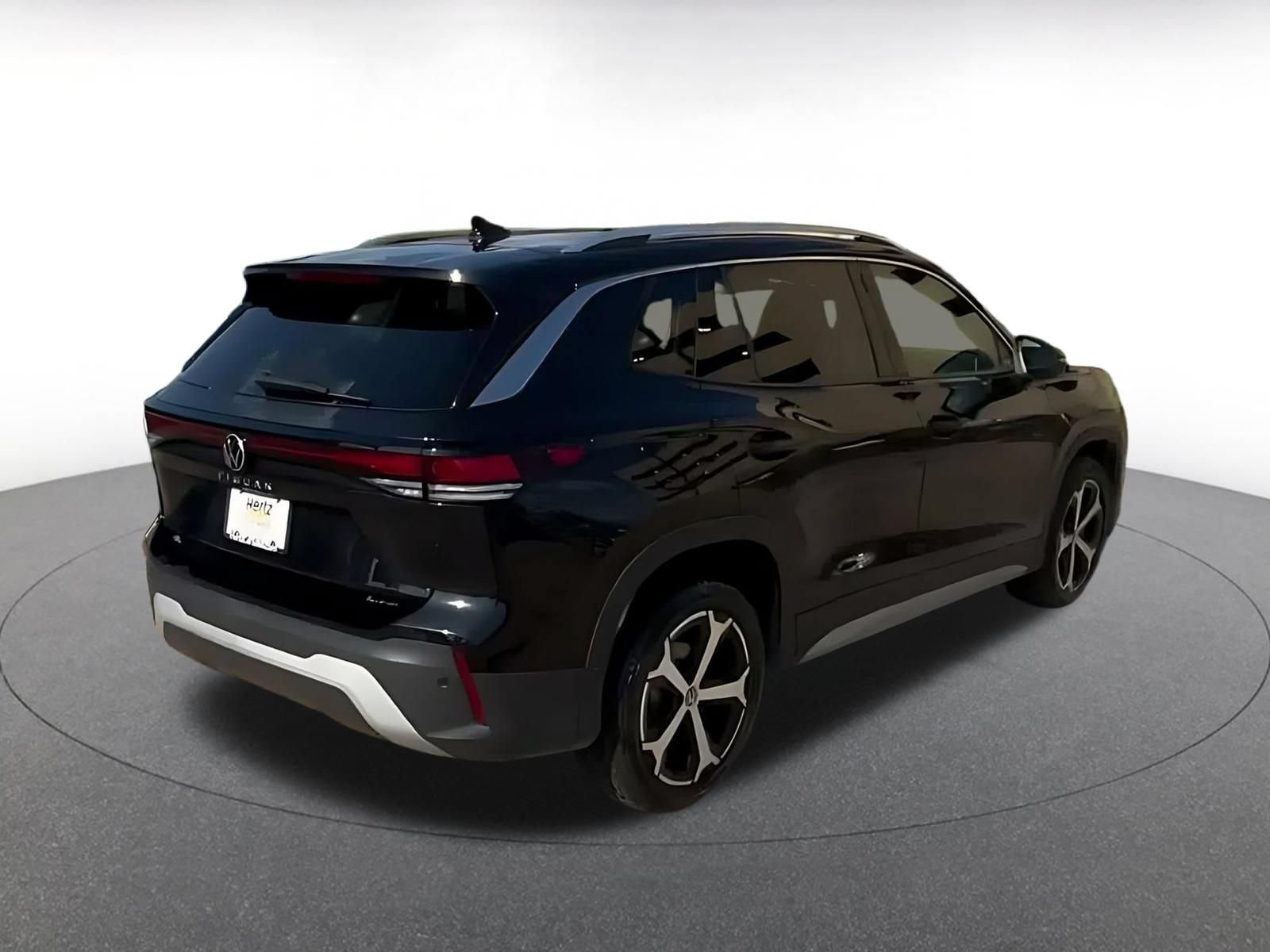 Thumbnail: 2026 Volkswagen Tiguan - 14