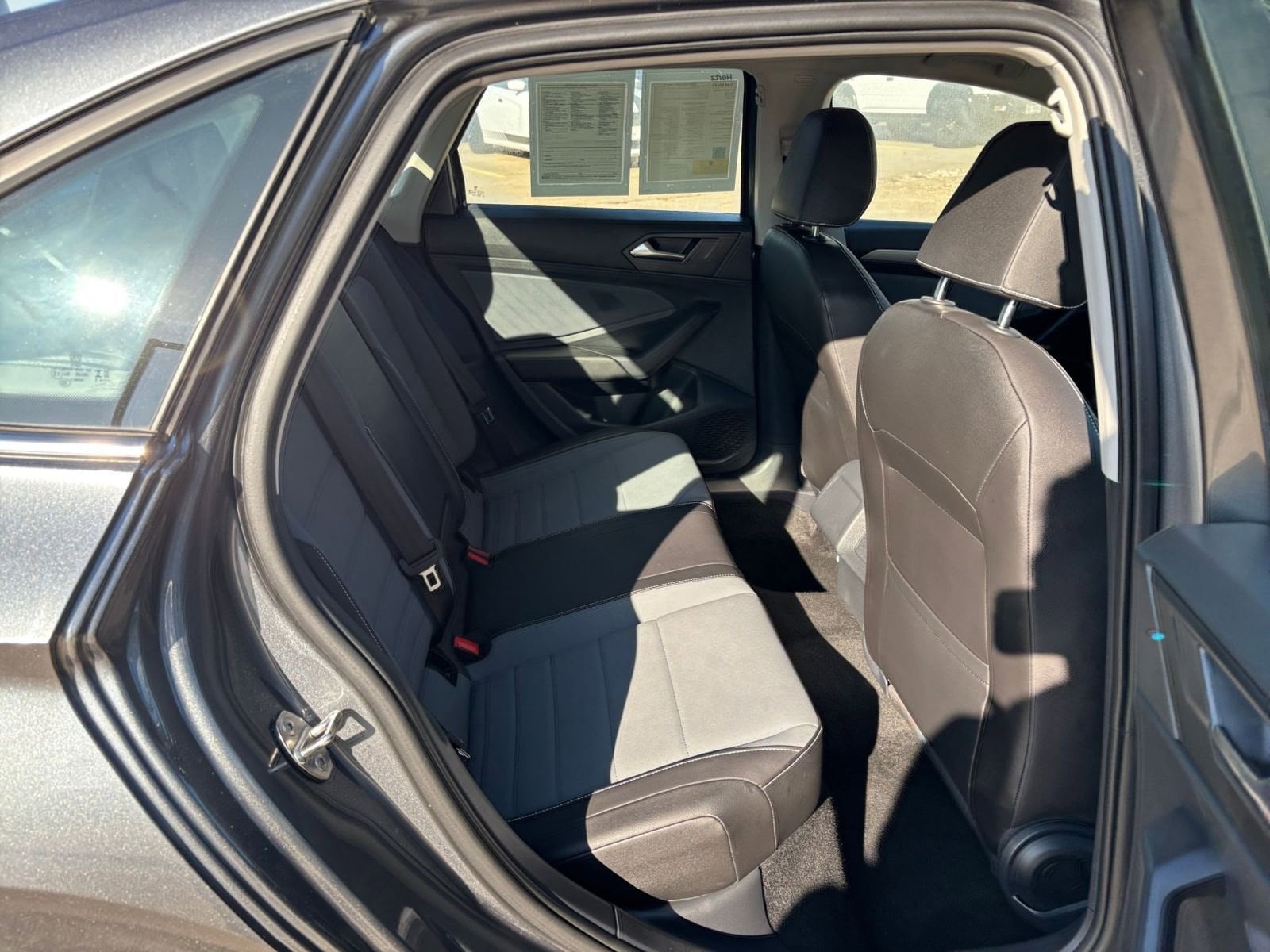 Thumbnail: 2025 Volkswagen Jetta - 24