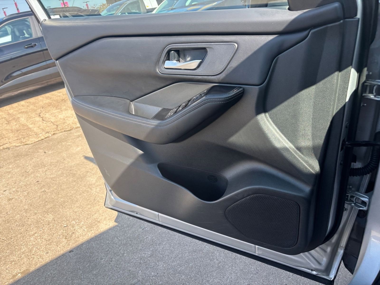 Thumbnail: 2025 Nissan Rogue - 18