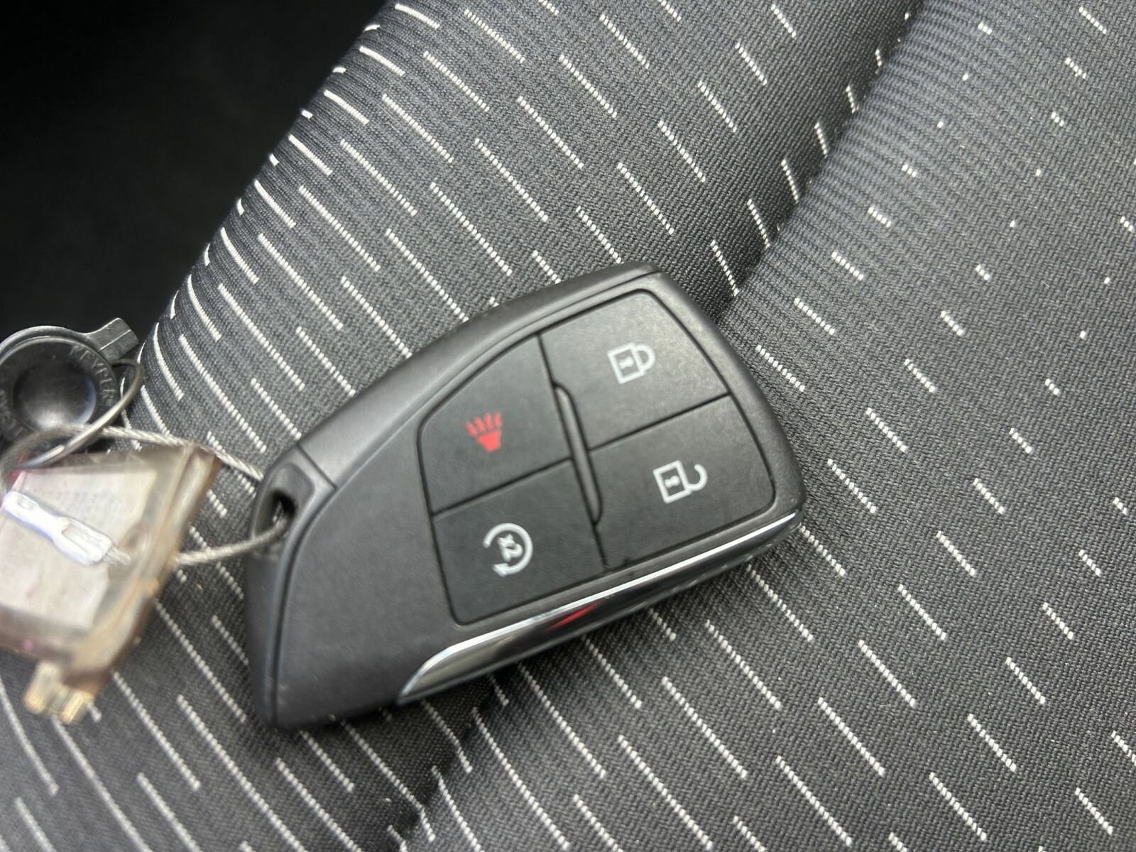 Thumbnail: 2025 Chevrolet Equinox - 21