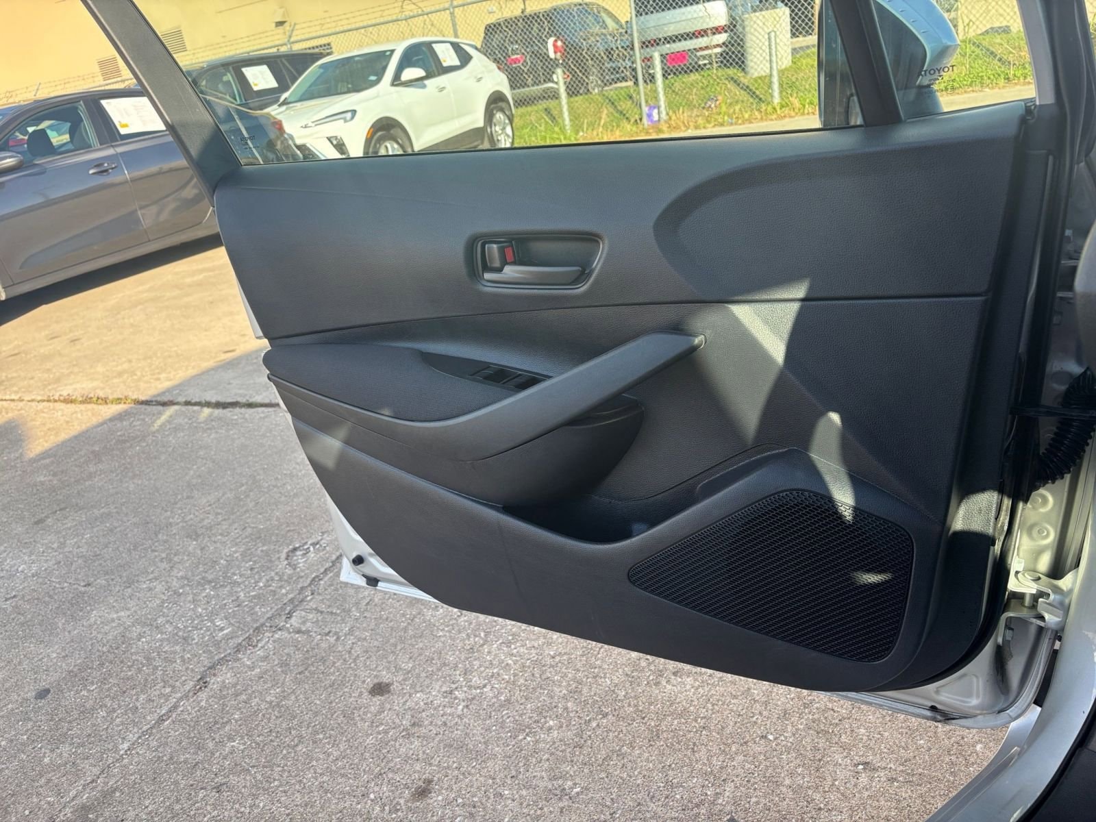 Thumbnail: 2025 Toyota Corolla - 20