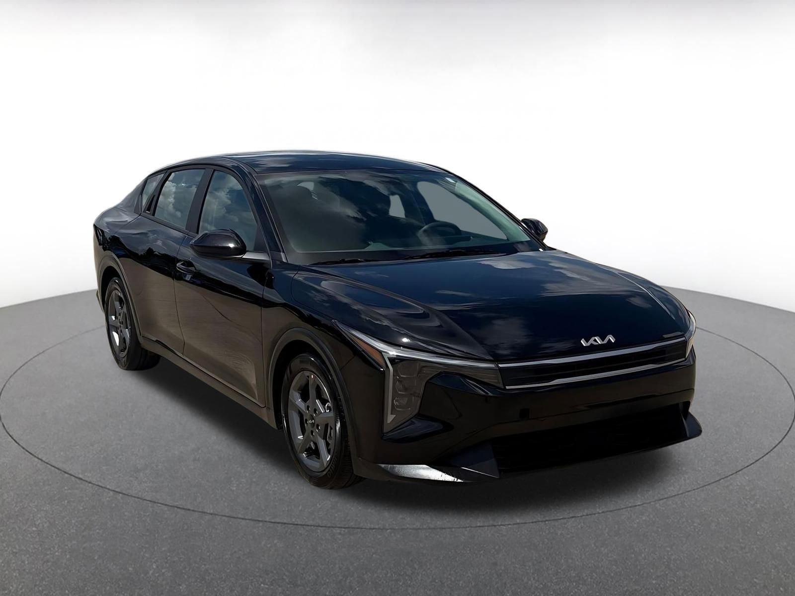 Thumbnail: 2025 Kia K4 - 1