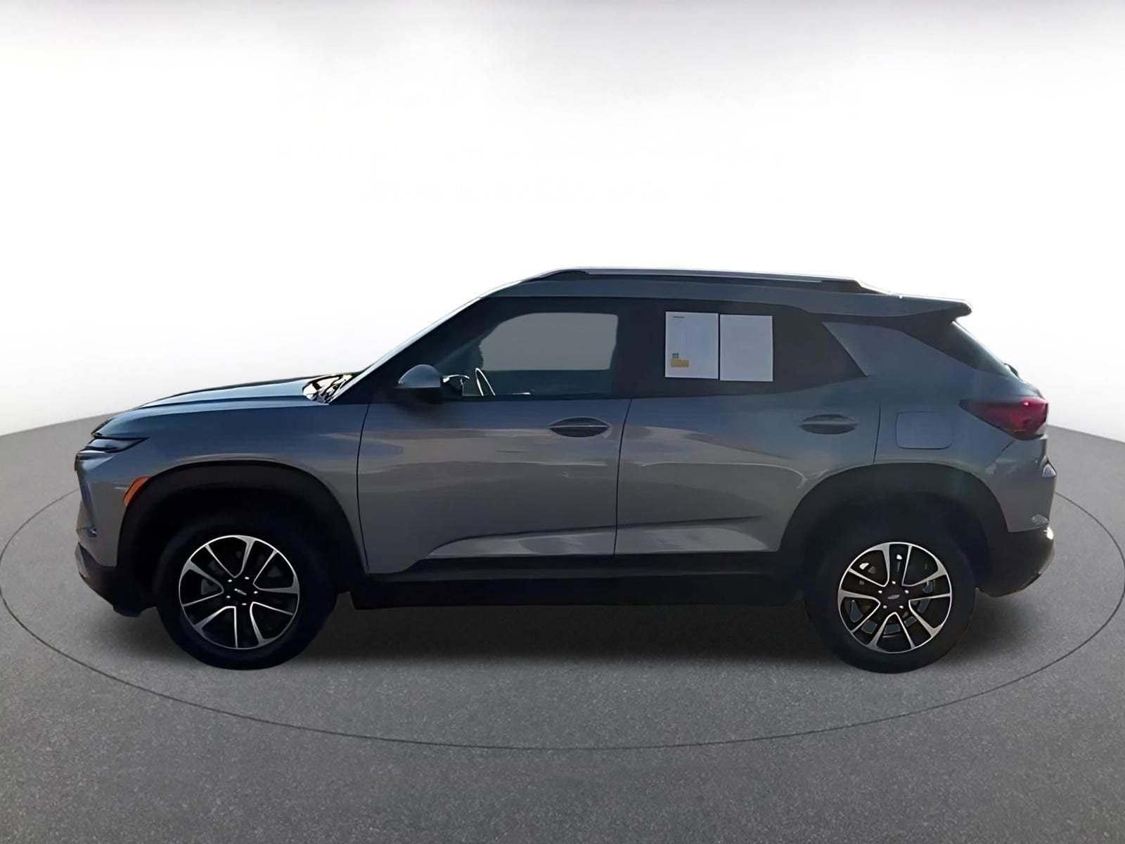 Thumbnail: 2025 Chevrolet TrailBlazer - 9