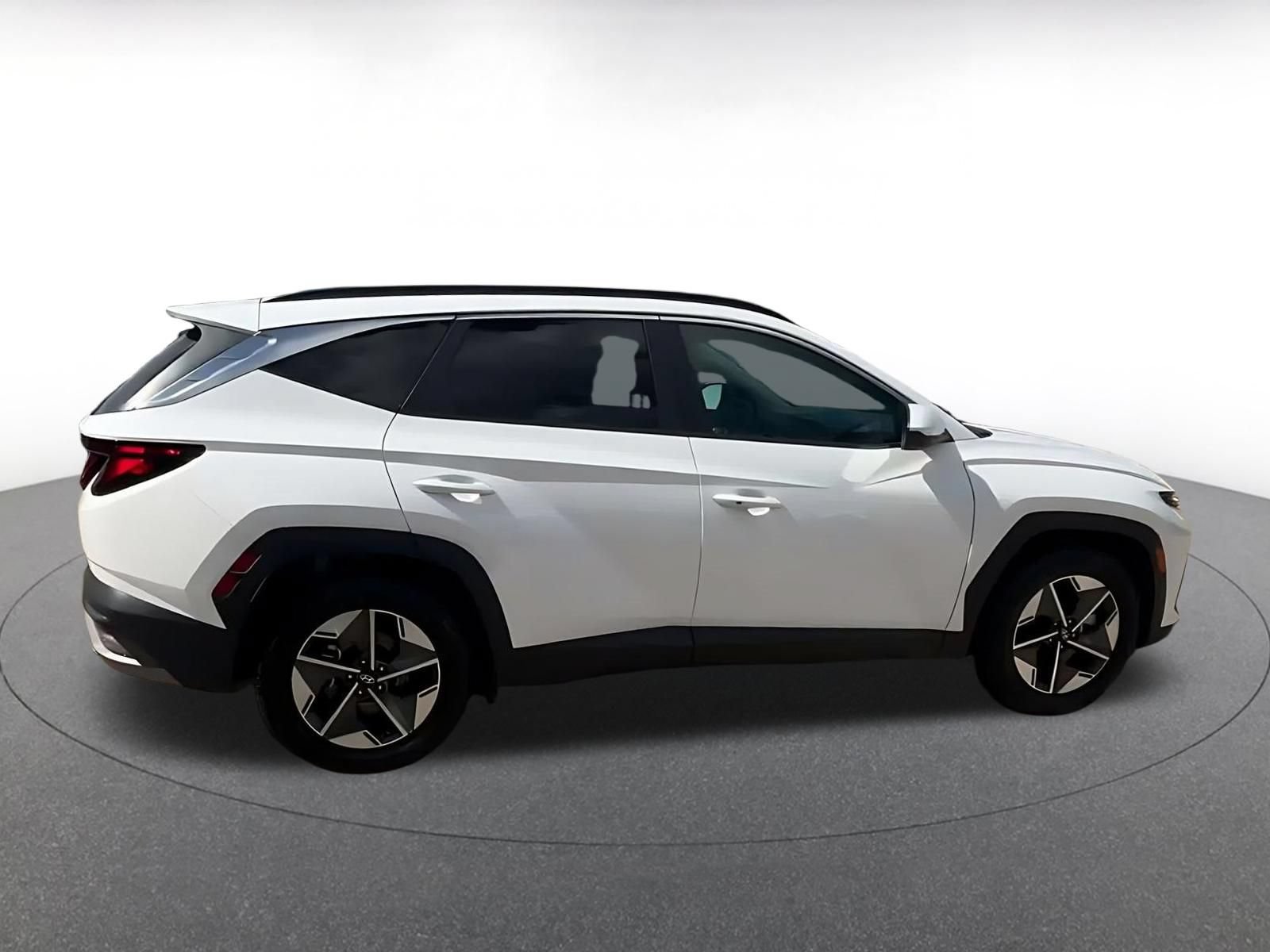 Thumbnail: 2026 Hyundai Tucson - 15