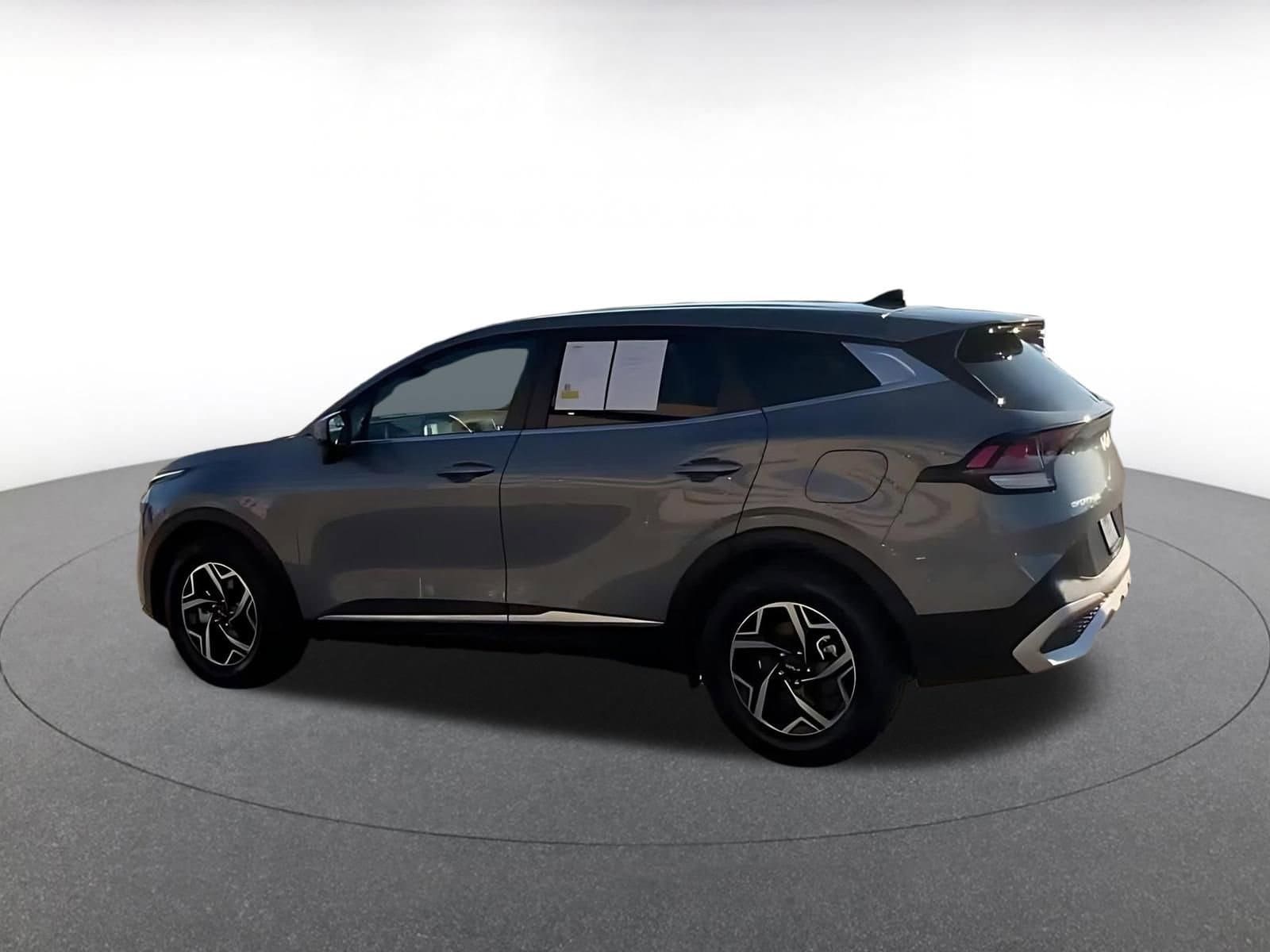 Thumbnail: 2025 Kia Sportage - 9