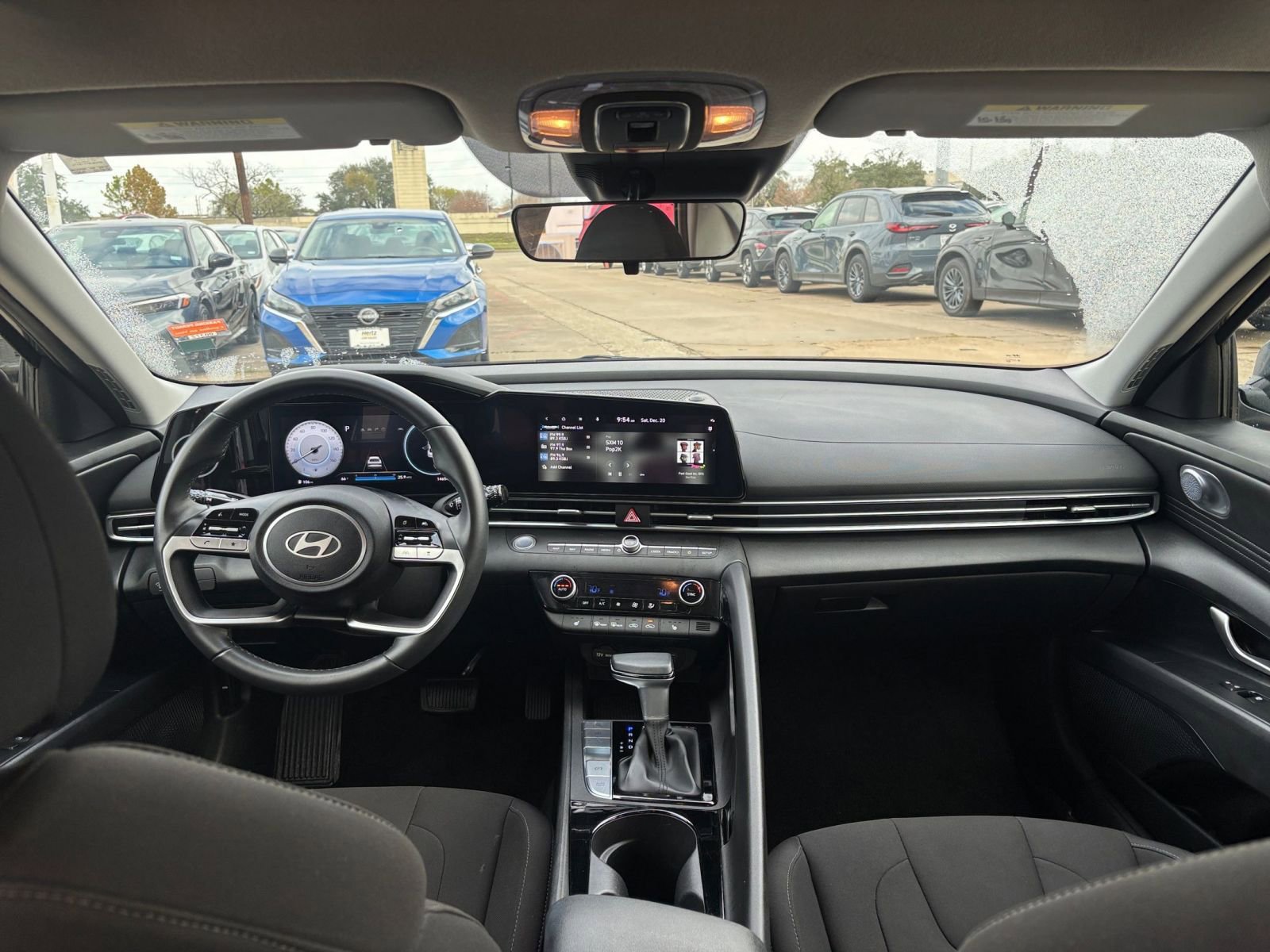 Thumbnail: 2025 Hyundai Elantra - 32