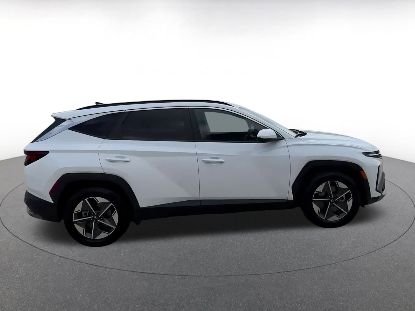 Thumbnail: 2025 Hyundai Tucson - 16