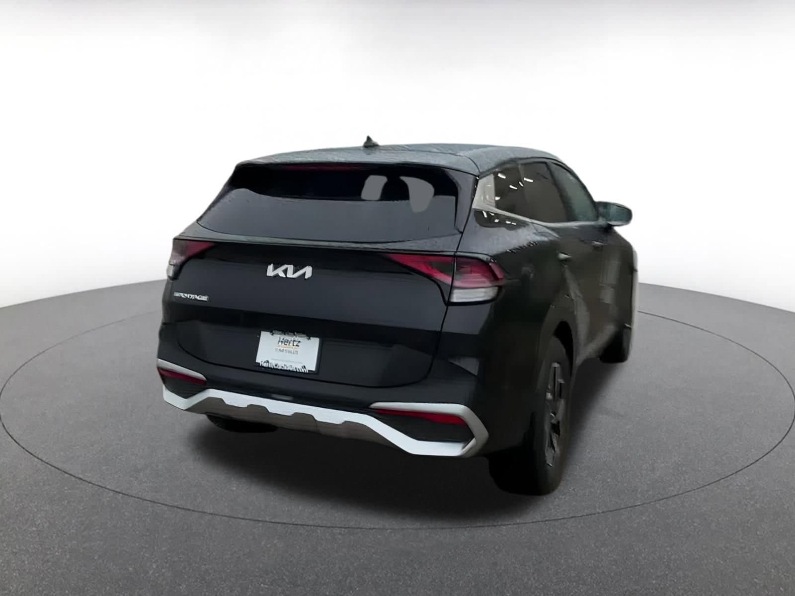 2024 Kia Sportage LX 11