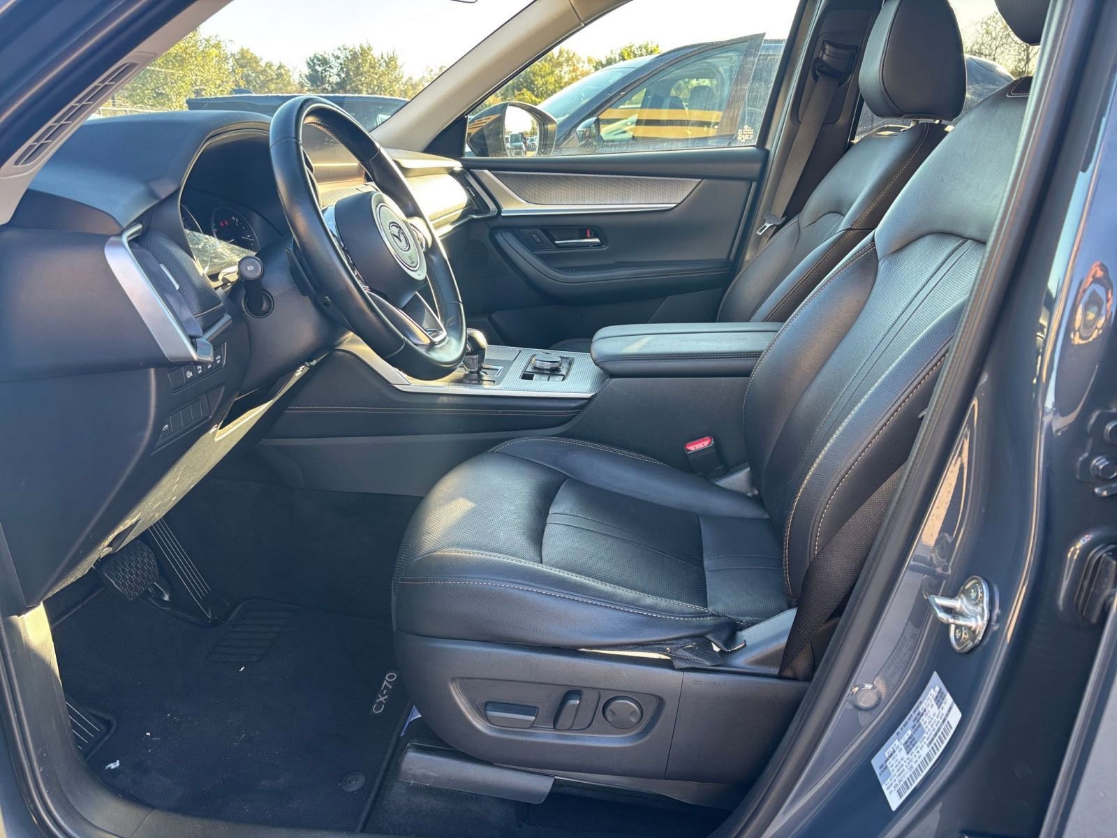 Thumbnail: 2025 Mazda CX-70 - 28