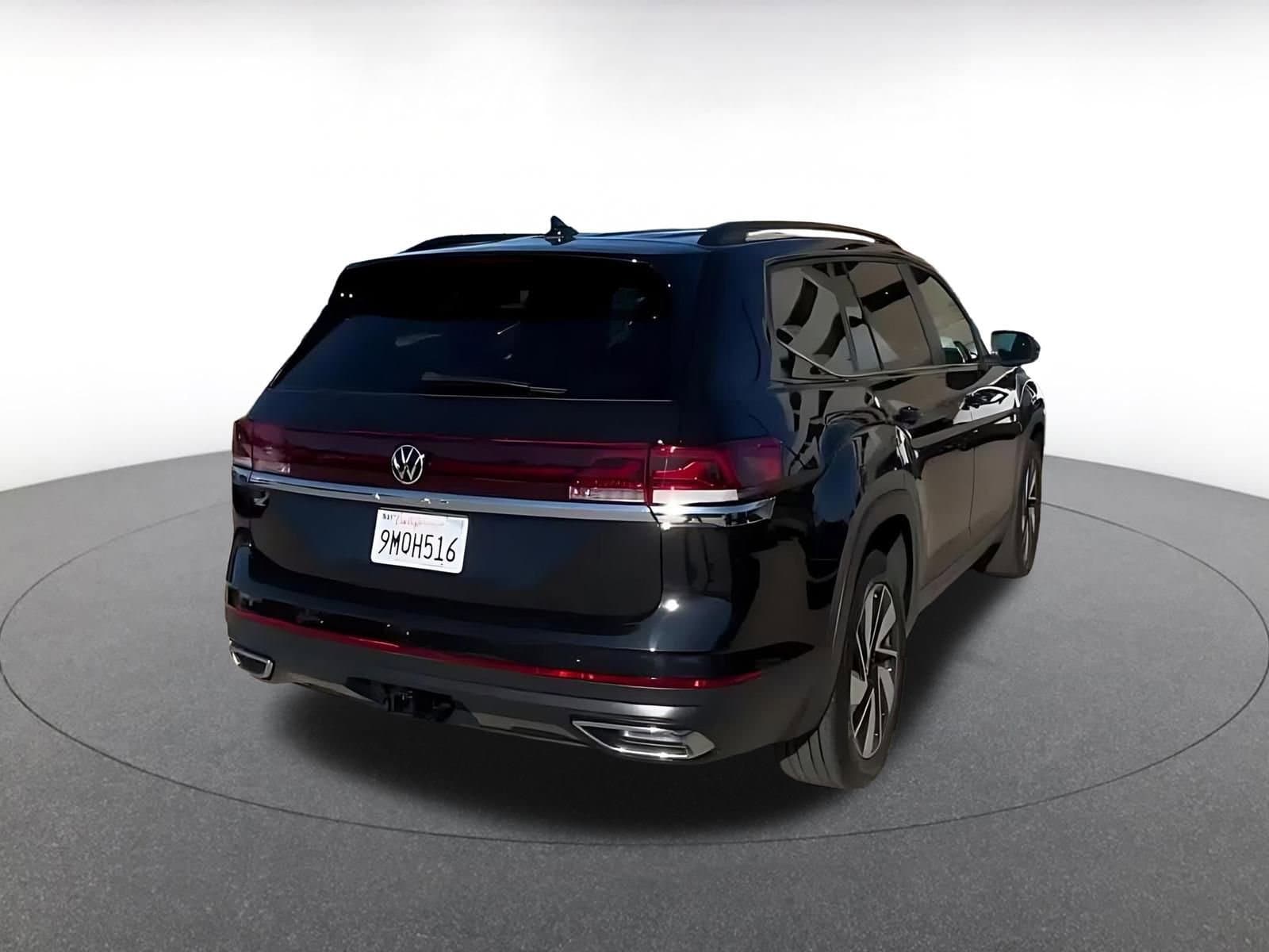 Thumbnail: 2024 Volkswagen Atlas - 12