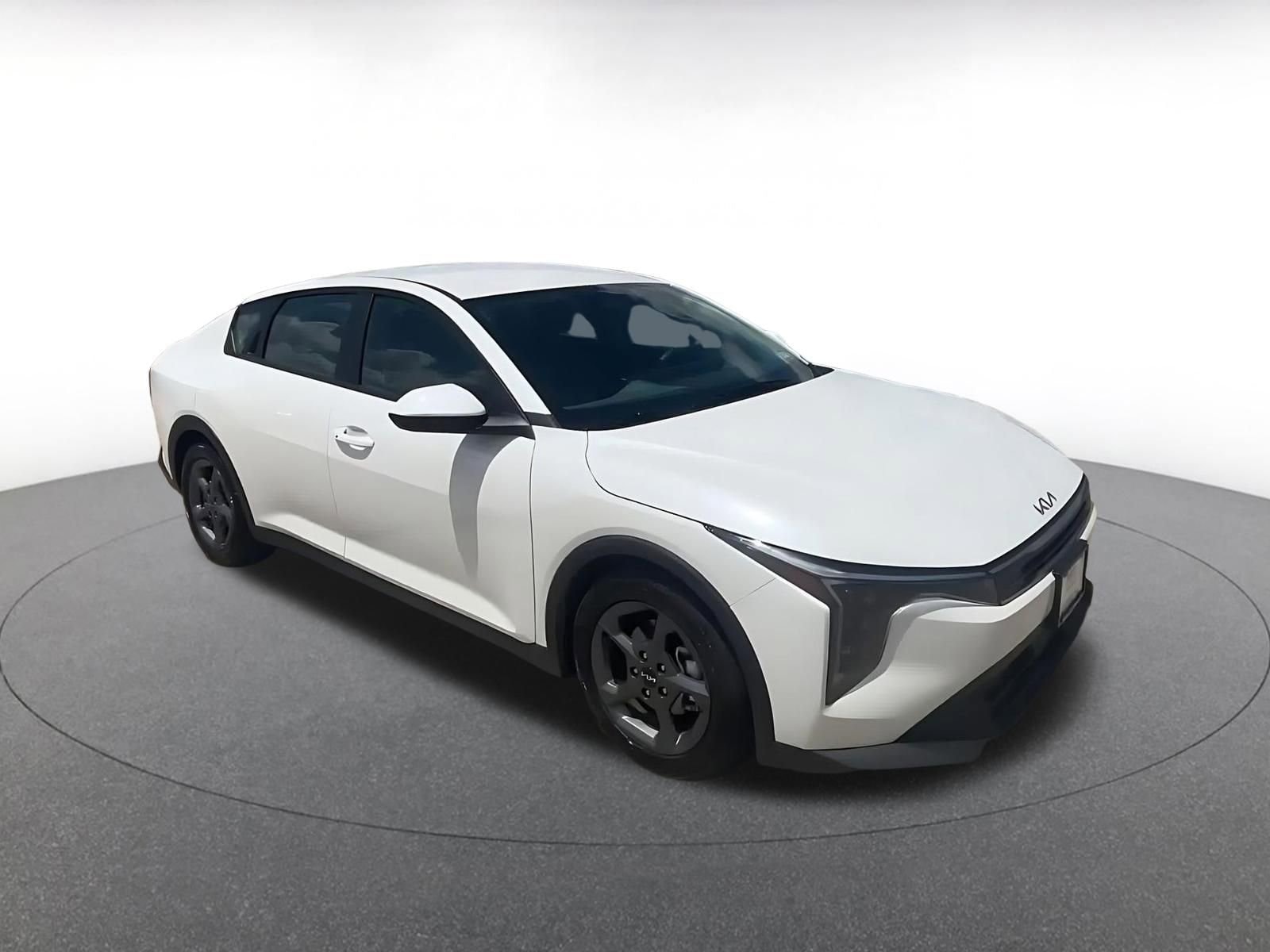 Thumbnail: 2025 Kia K4 - 2