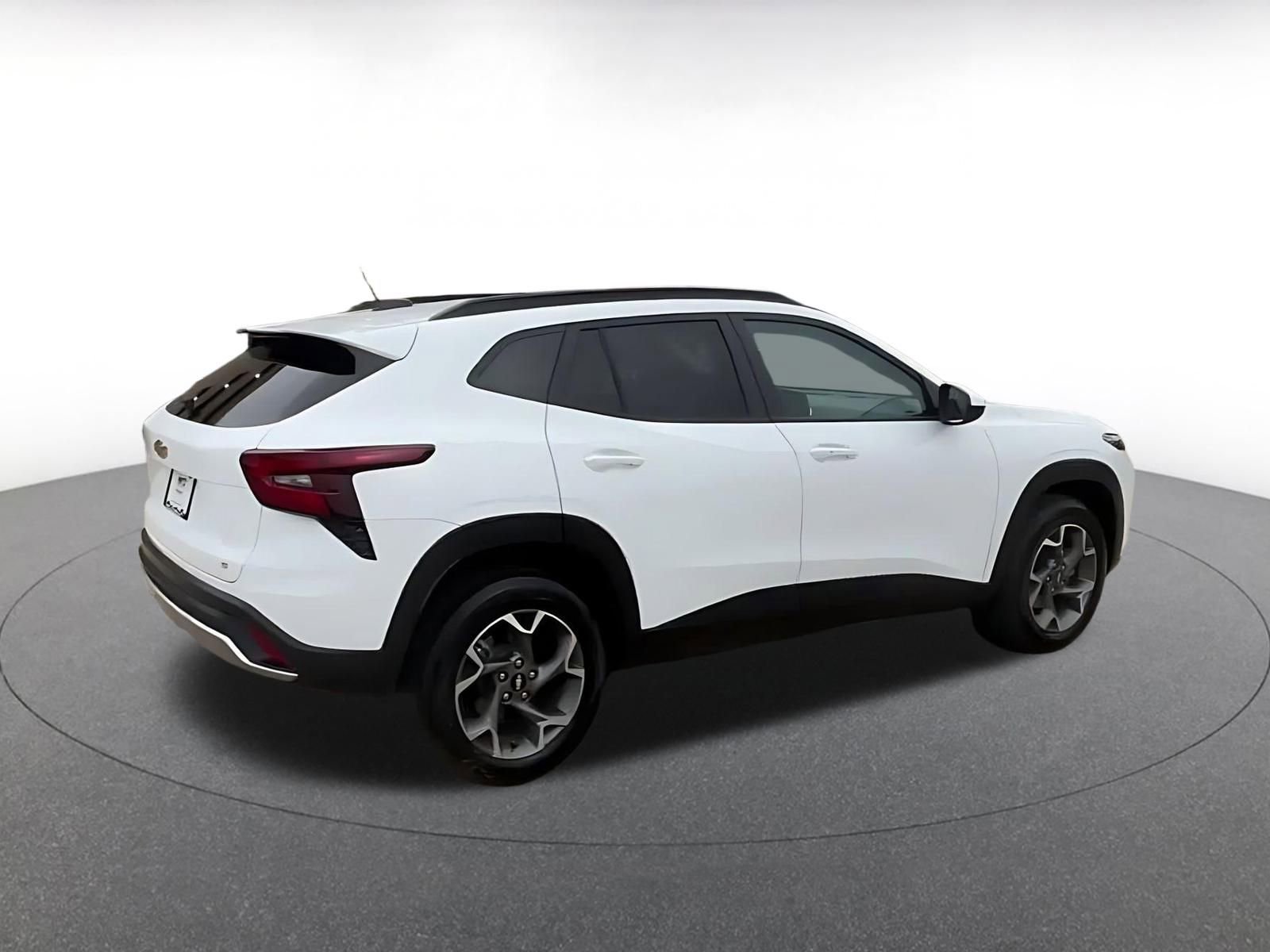 Thumbnail: 2025 Chevrolet Trax - 15