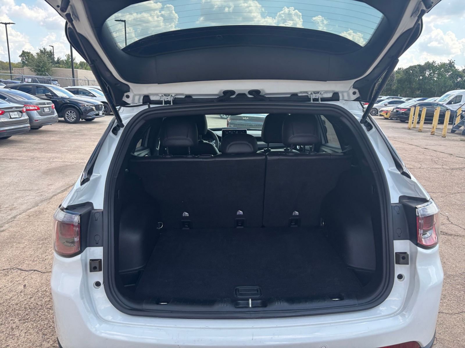 Thumbnail: 2025 Jeep Compass - 29