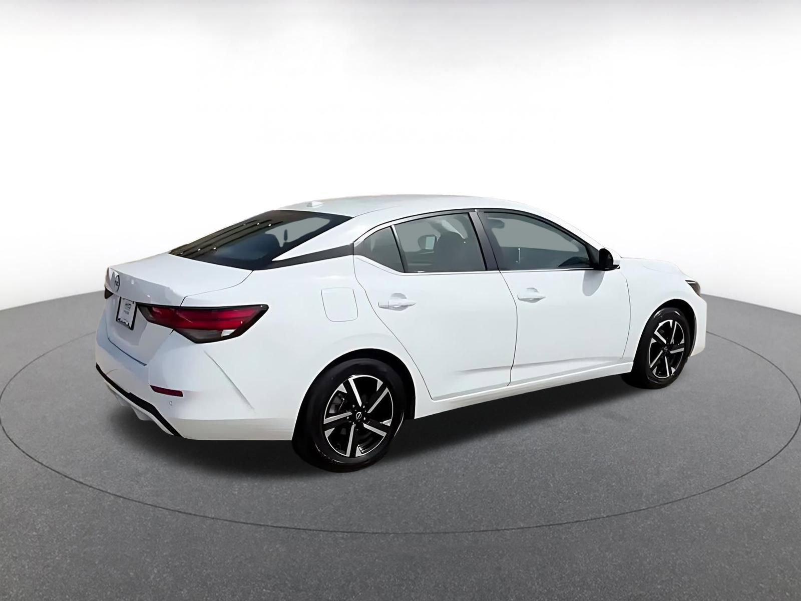 Thumbnail: 2025 Nissan Sentra - 14