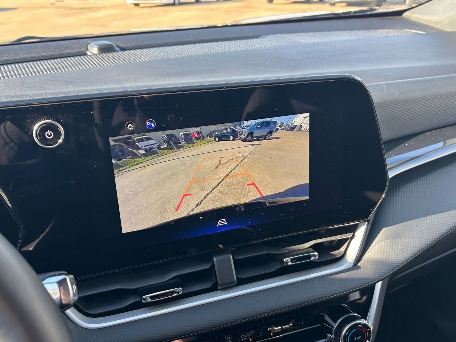 Thumbnail: 2025 Chevrolet Equinox - 17