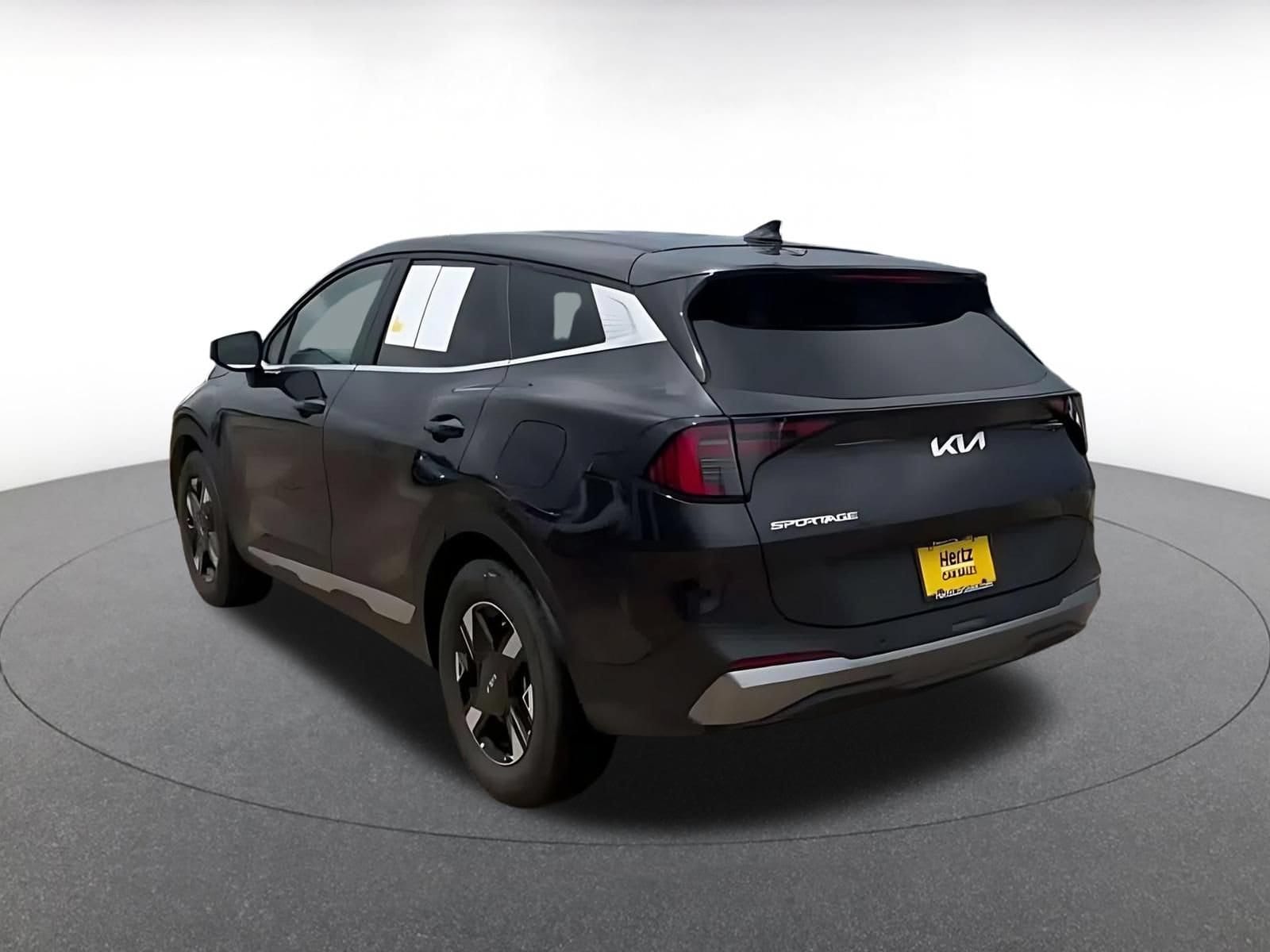Thumbnail: 2026 Kia Sportage - 10