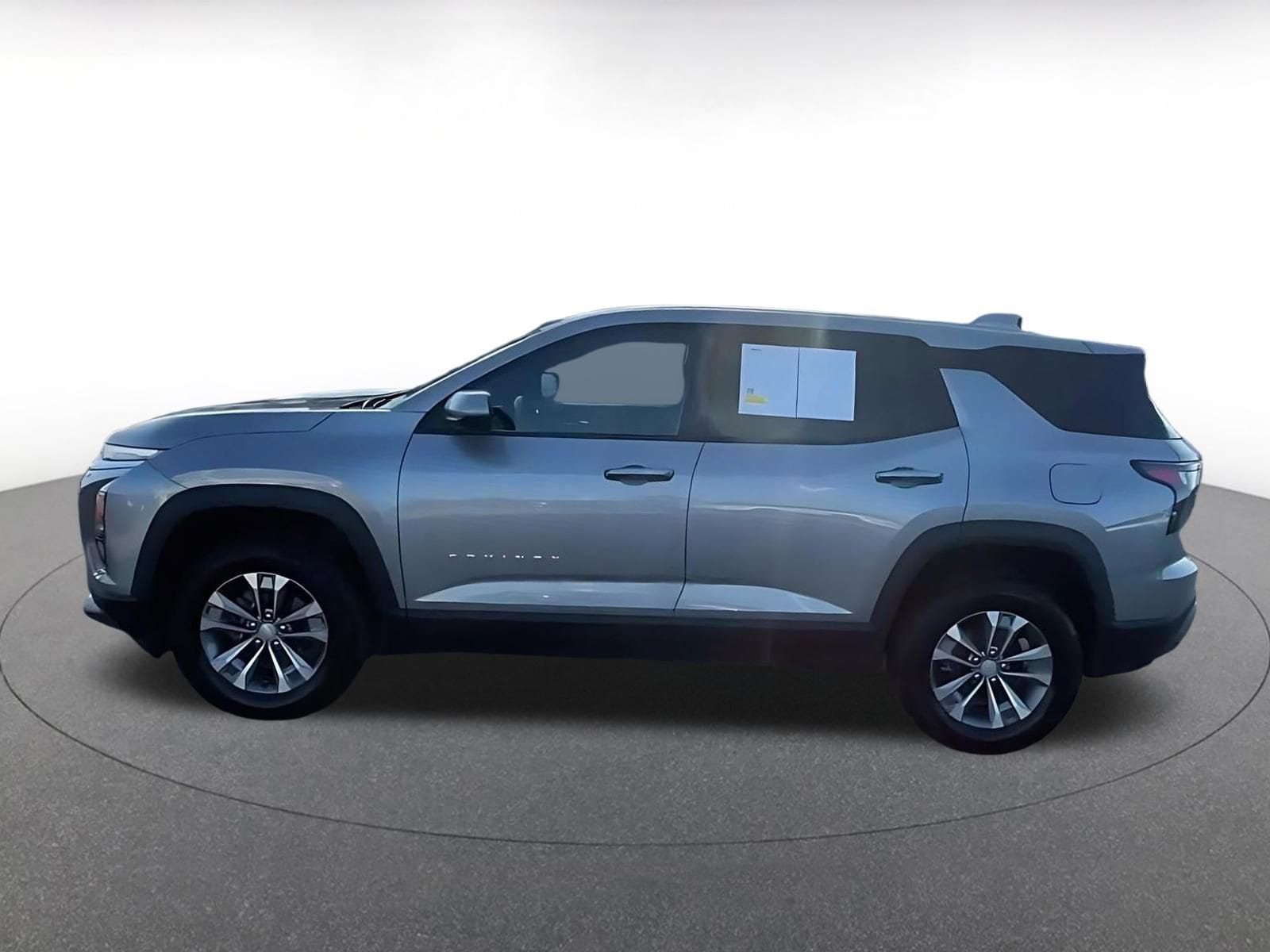 Thumbnail: 2025 Chevrolet Equinox - 9