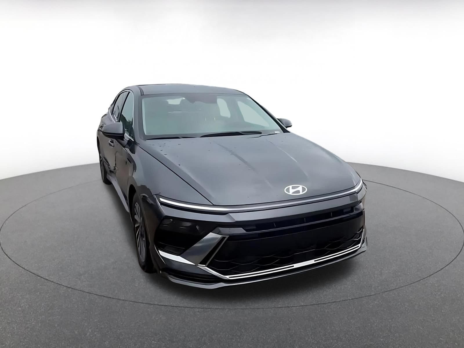 Thumbnail: 2025 Hyundai Sonata - 3
