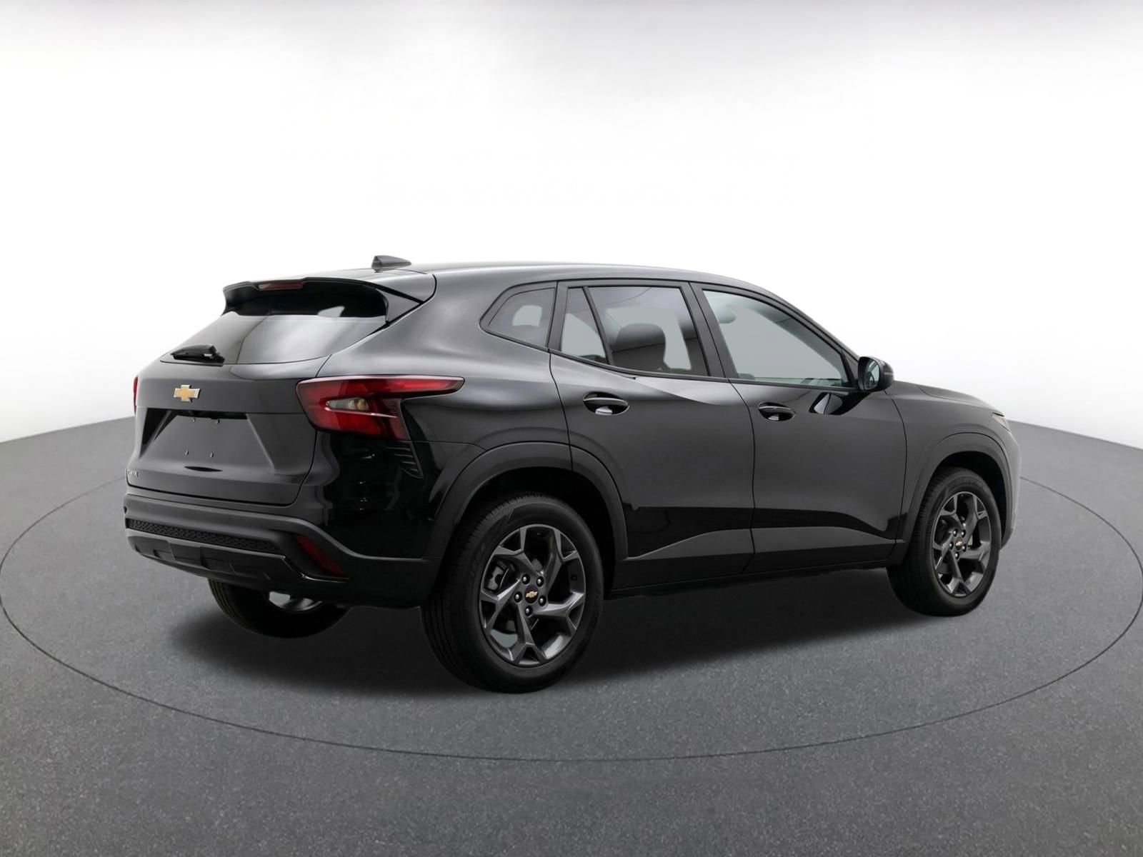 Thumbnail: 2025 Chevrolet Trax - 9